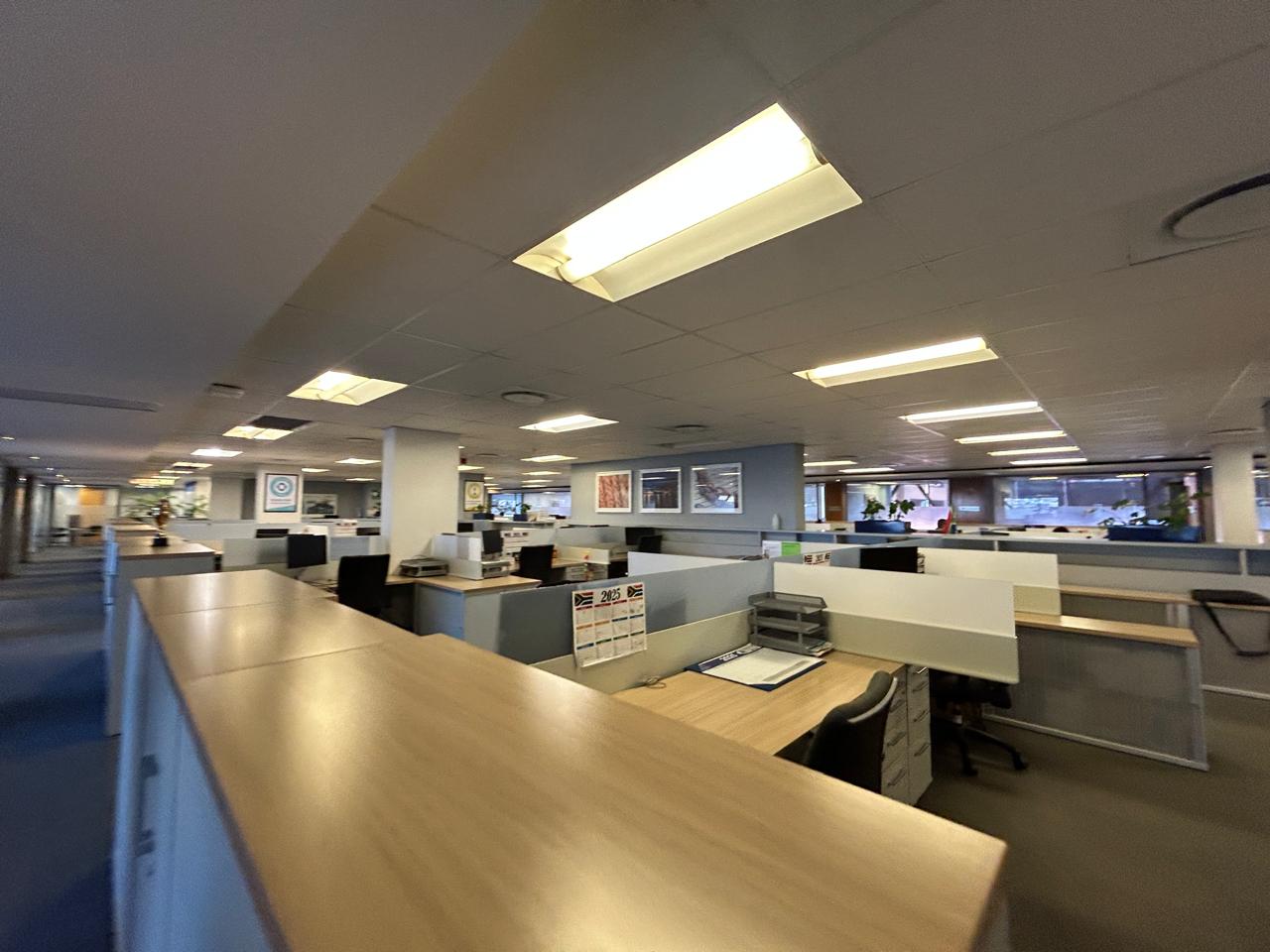 2 030m² Office Space to rent at Oceana House in Foreshore