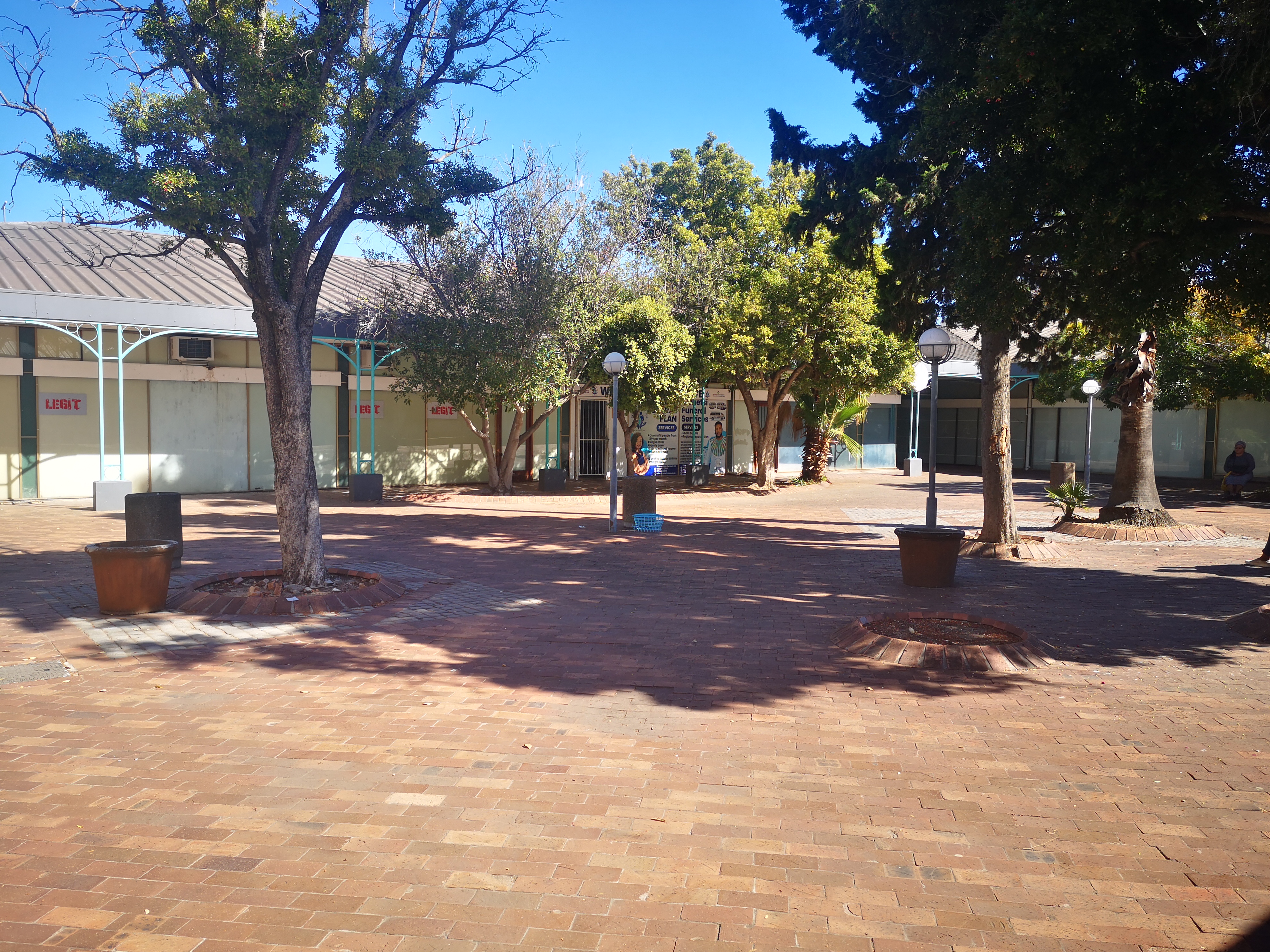 291m² Office Space to rent at Oudehuis Centre in Somerset West