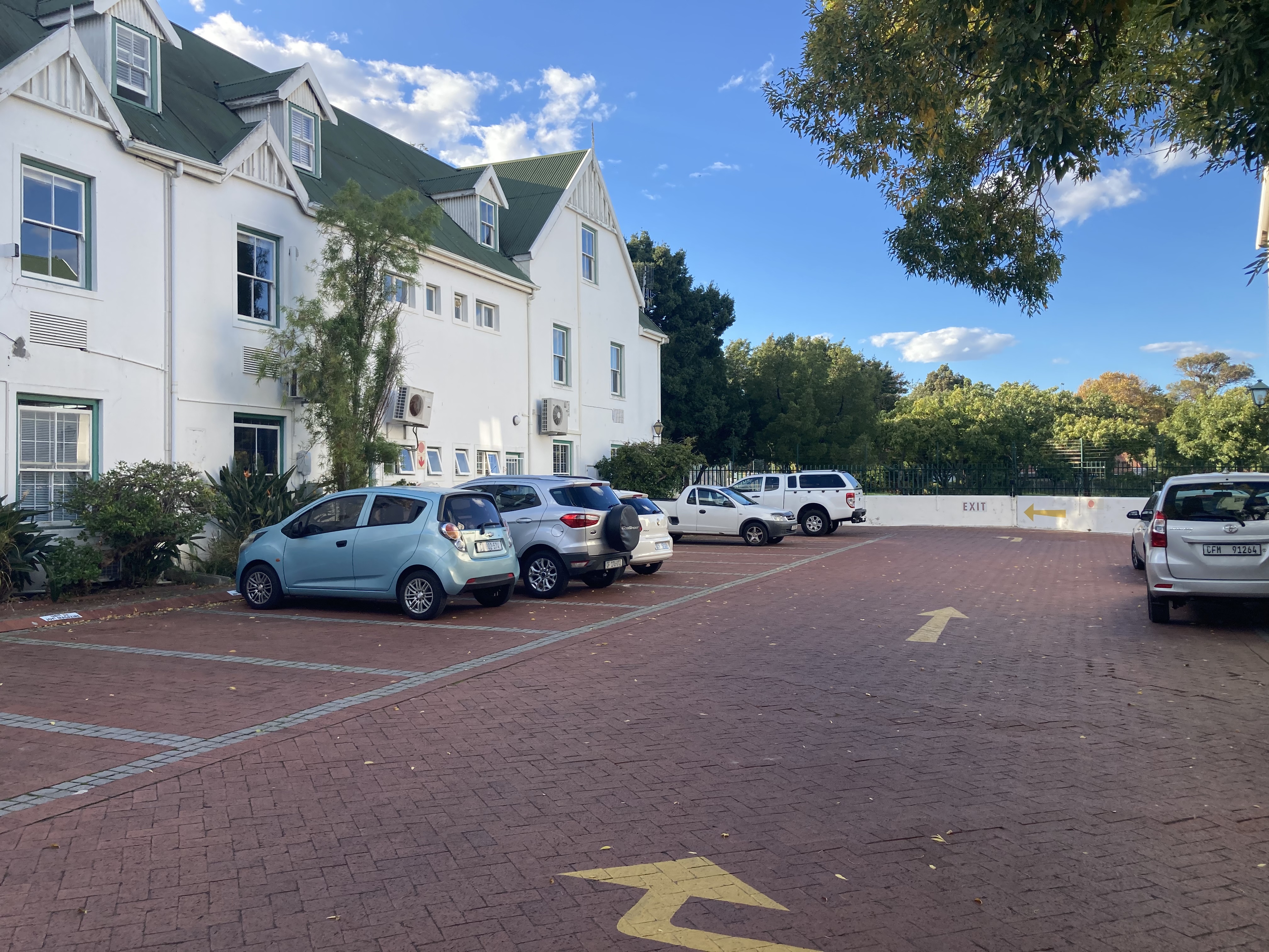 Office Space to rent at Pastorie Park in Somerset West