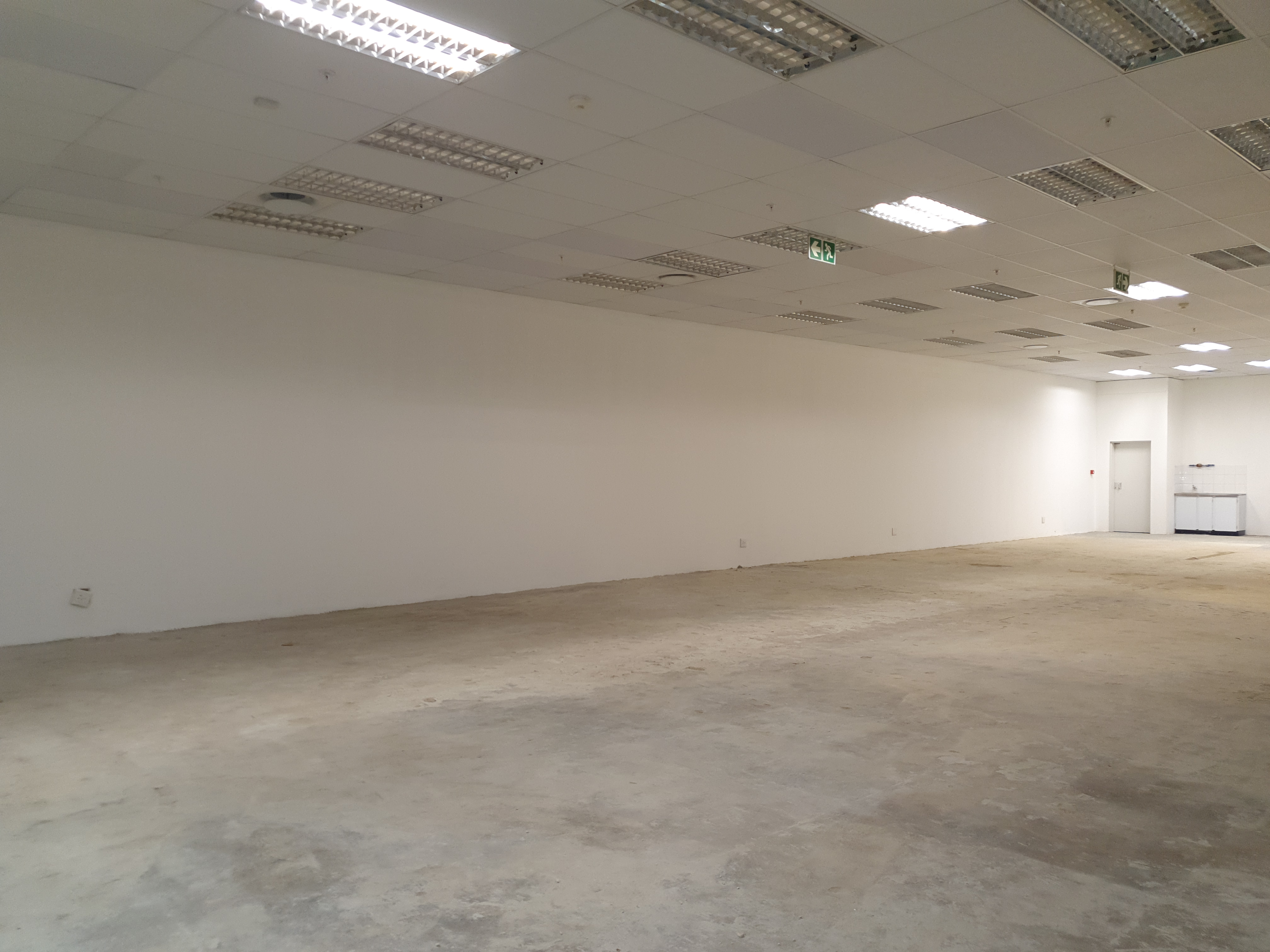 105m² Retail Shops to rent at Randburg Square Offices in Ferndale