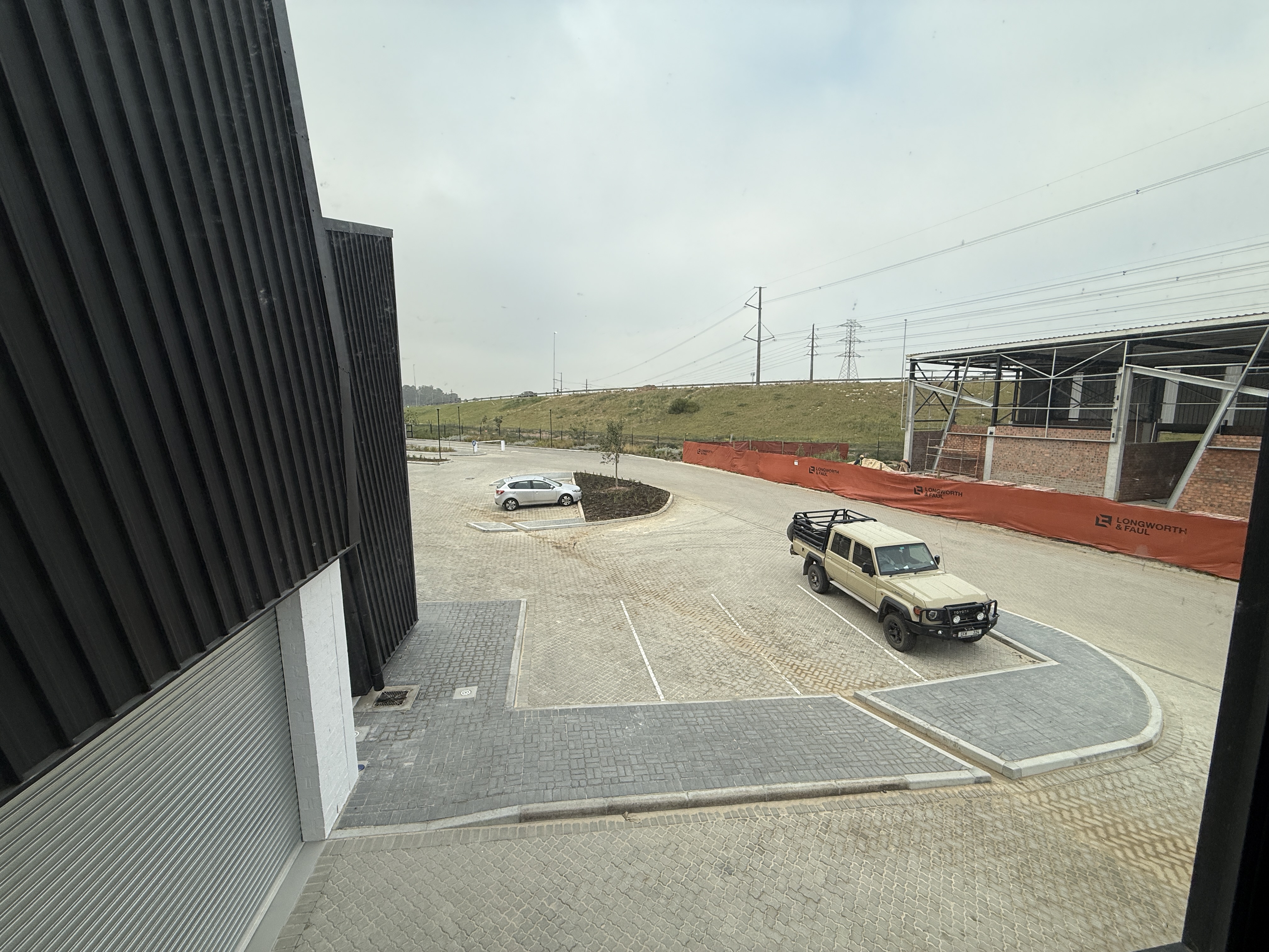 220m² Warehouse to rent at Riverside Business Park in Firgrove