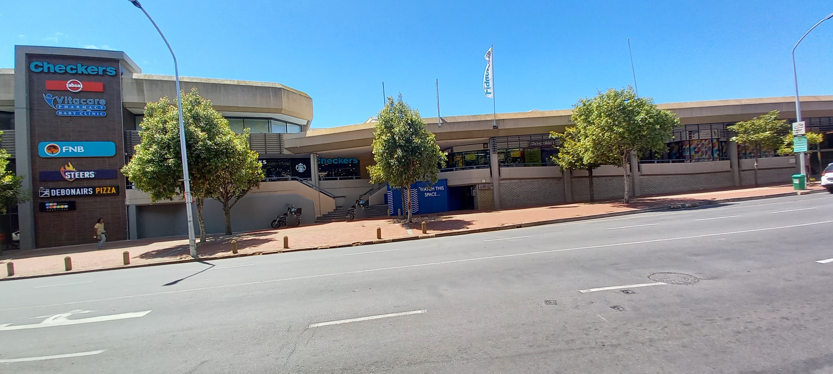 391m² Retail Shops to rent at Riverside Mall in Rondebosch