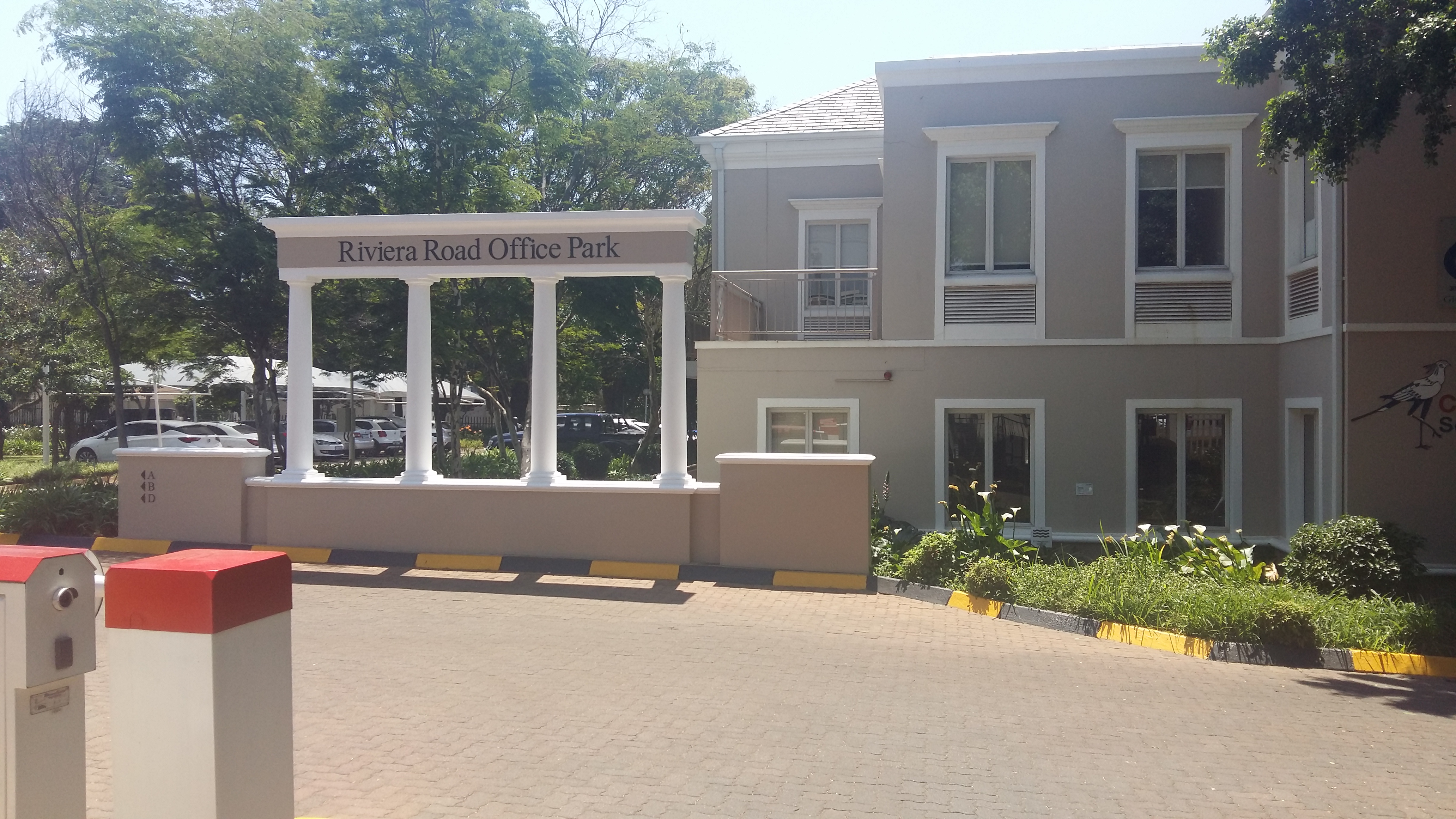 381m² Office Space to rent at Riviera Road Office Park in Killarney