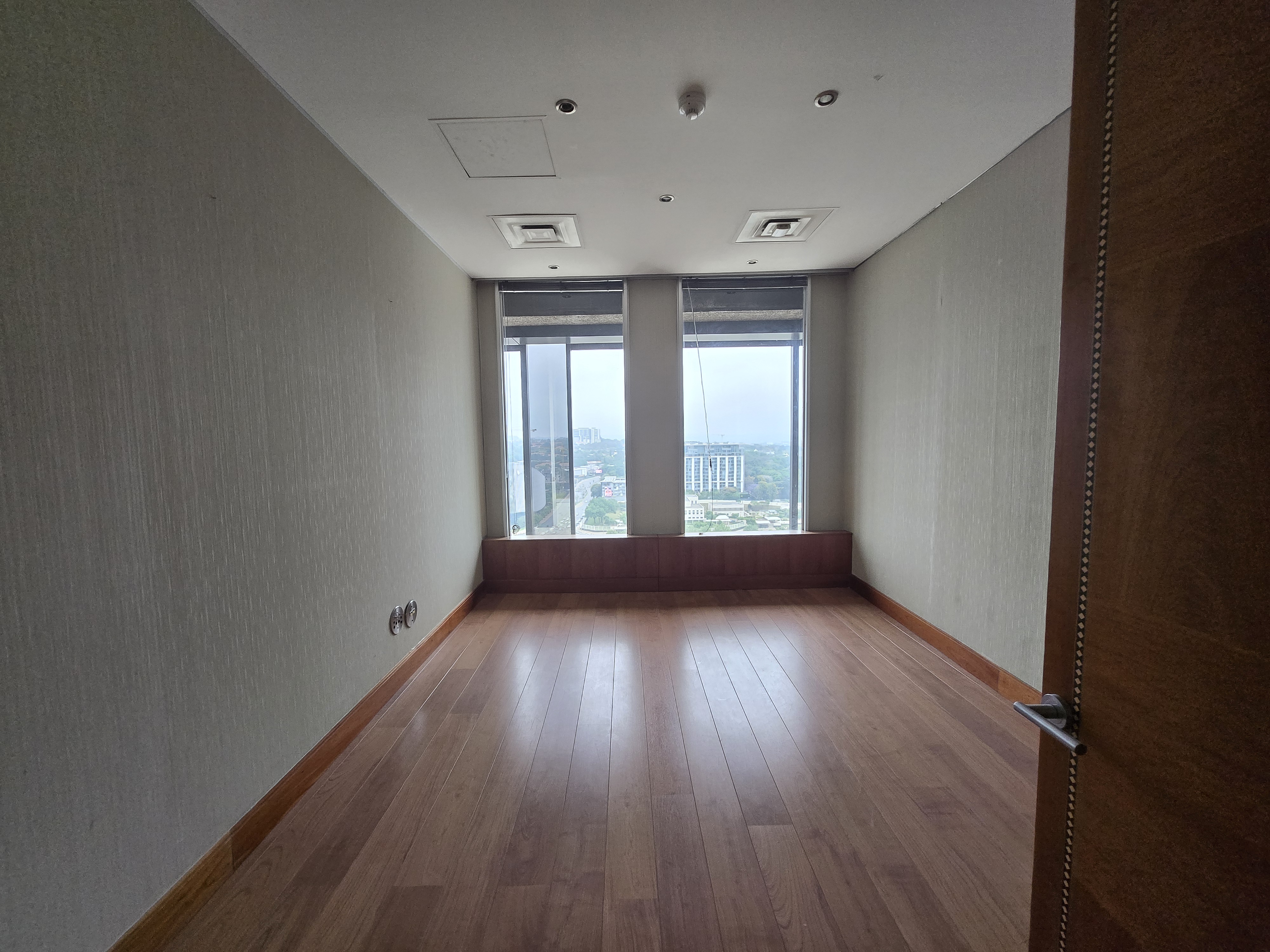217m² Office Space to rent at Sandton City Office Tower in Sandton Central