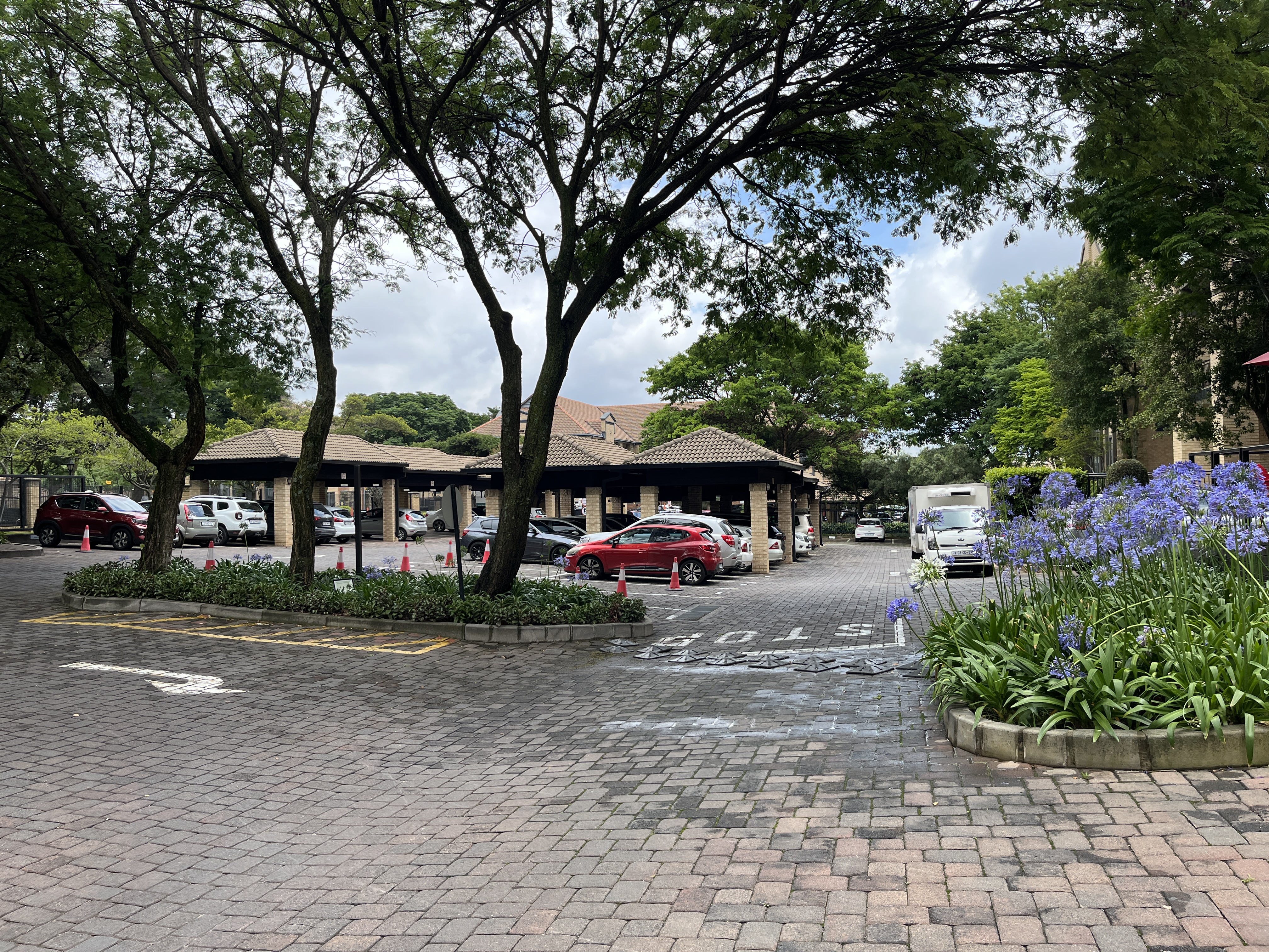 Office Space to rent at Silver Stream Business Park in Bryanston