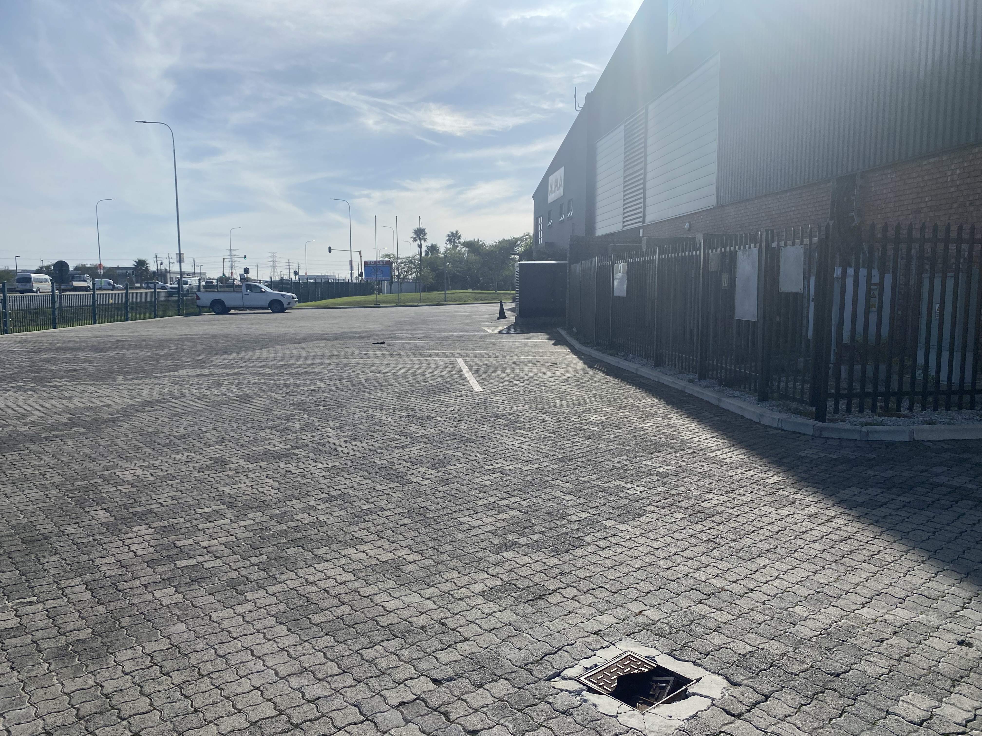 Warehouse to rent at 4 Stuart Close - Somerset West Business Park in Somerset West