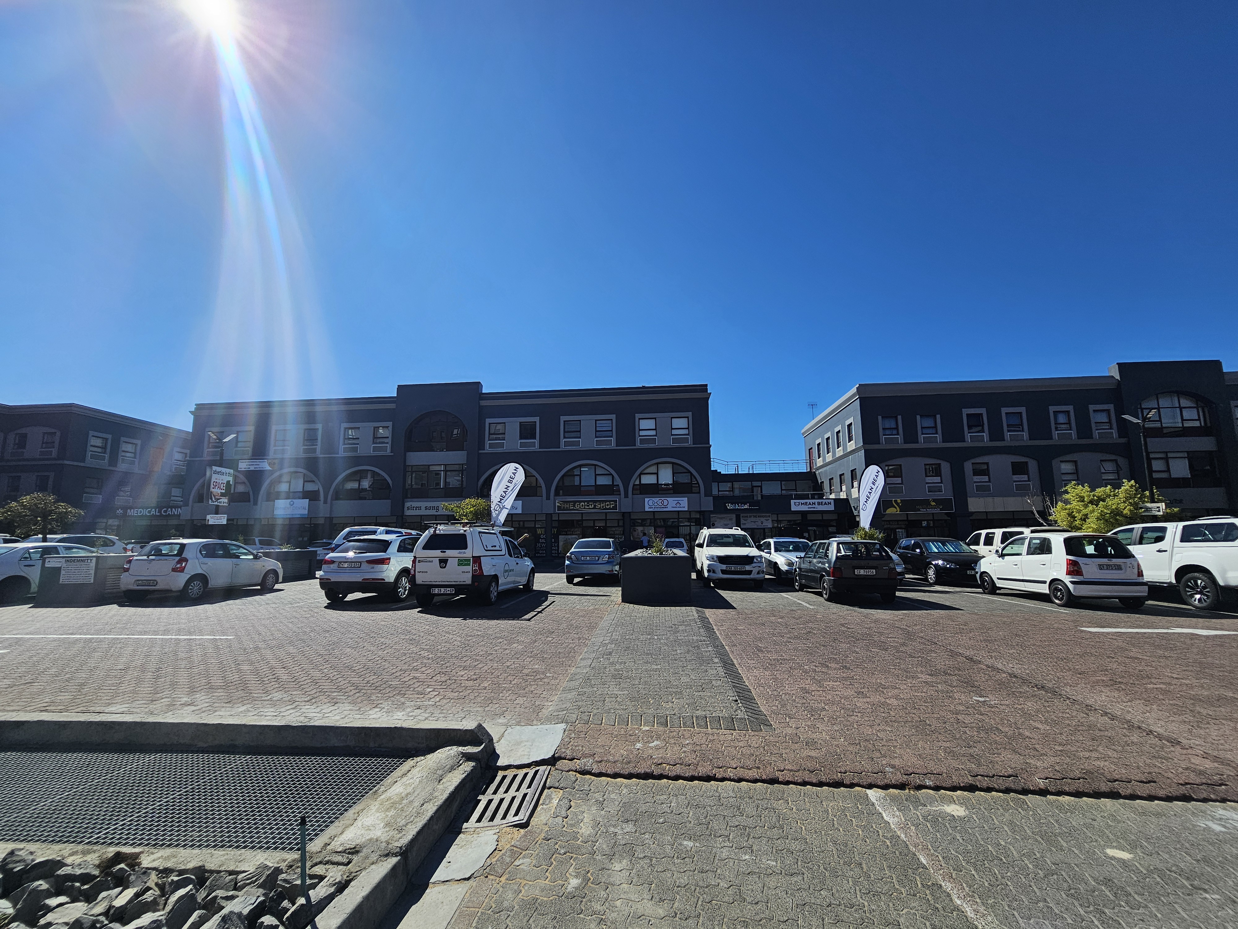 151m² Retail Shops to rent at The Bridge Centre - Tygervalley in Bo Oakdale