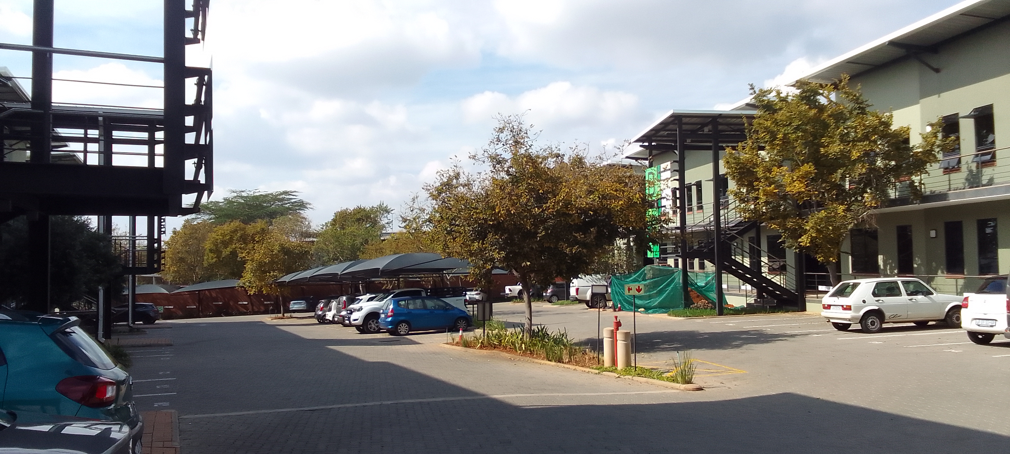100m² Office Space to rent at The Willows Office Park in Die Wilgers
