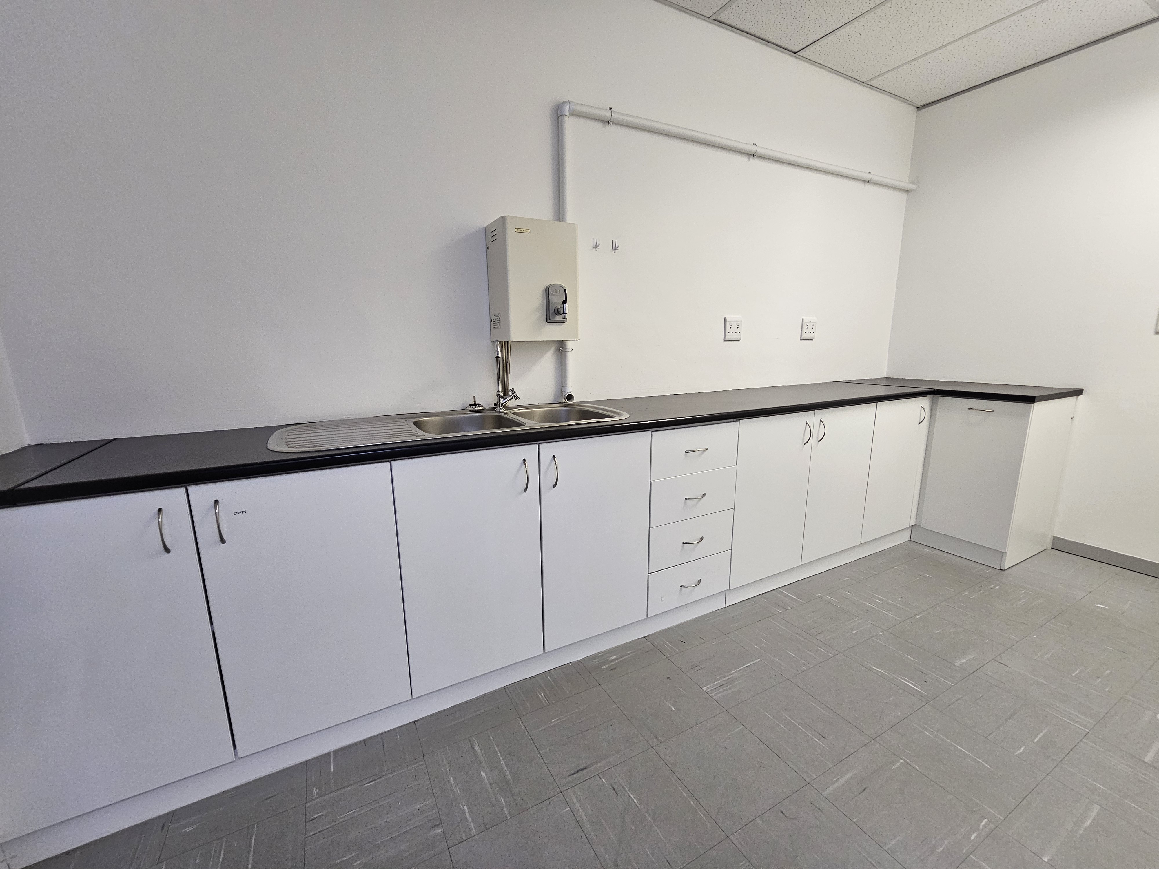 409m² Office Space to rent at Tygerberg Park in Plattekloof