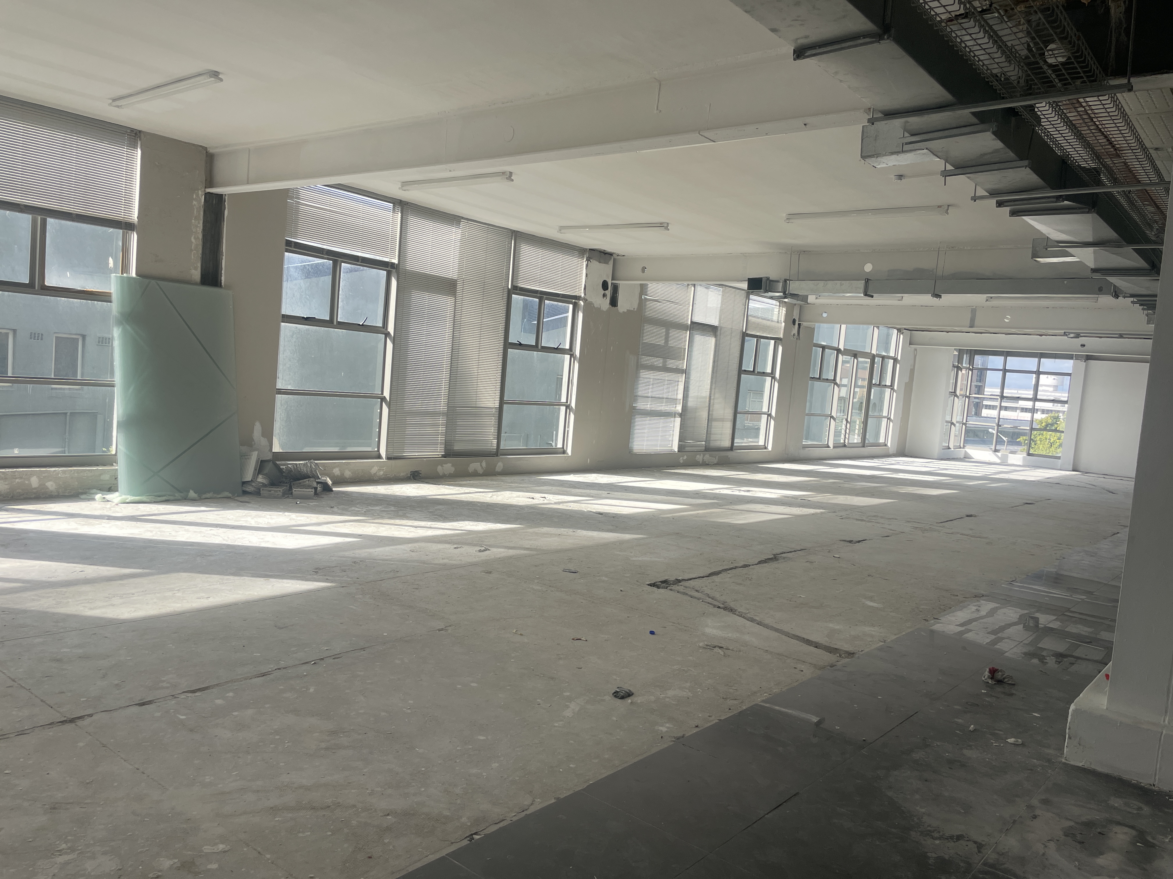 241m² Office Space to rent at Upper East Side in Salt River