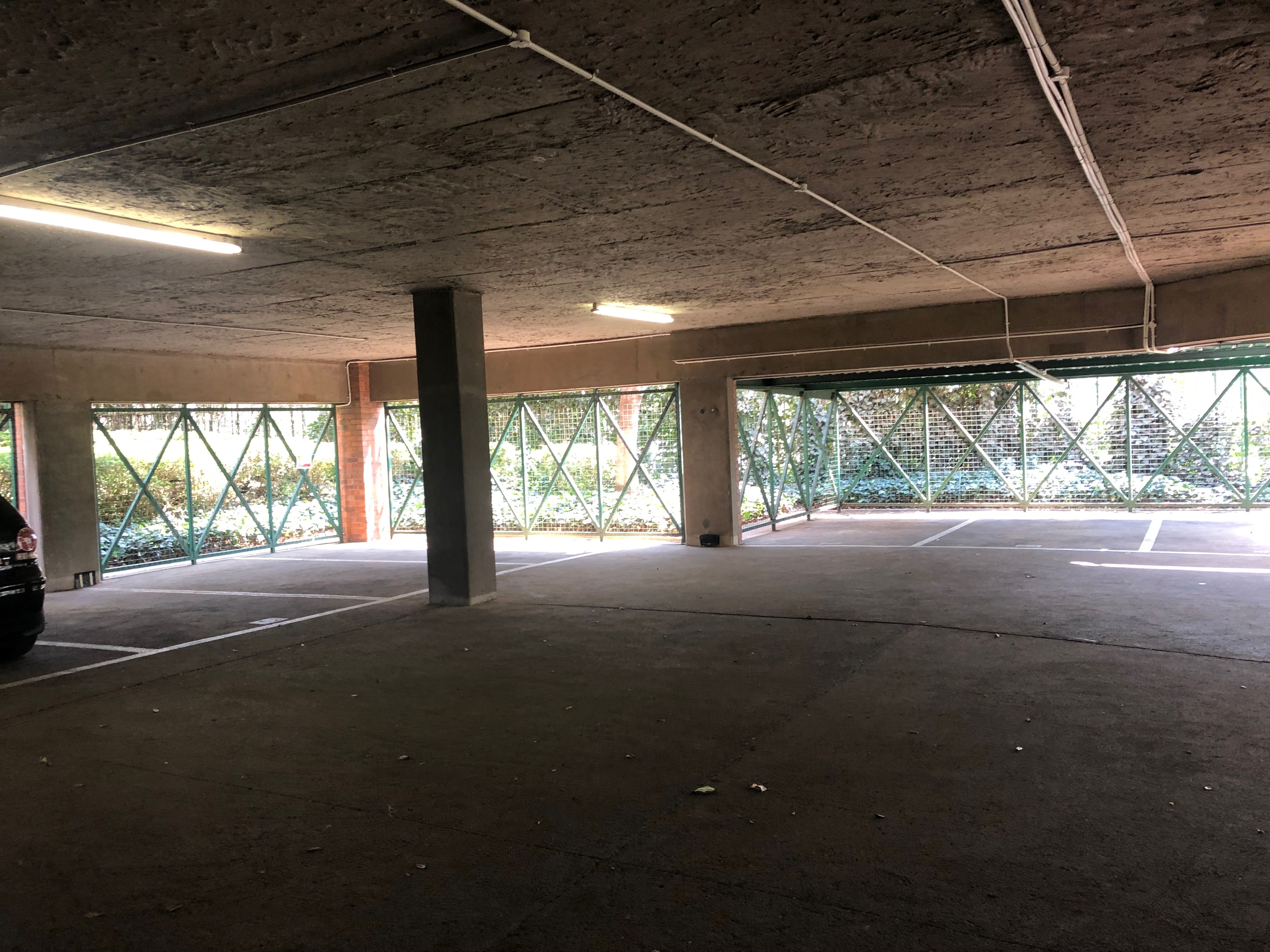 210m² Office Space to rent at Waterview Corner in Bruma