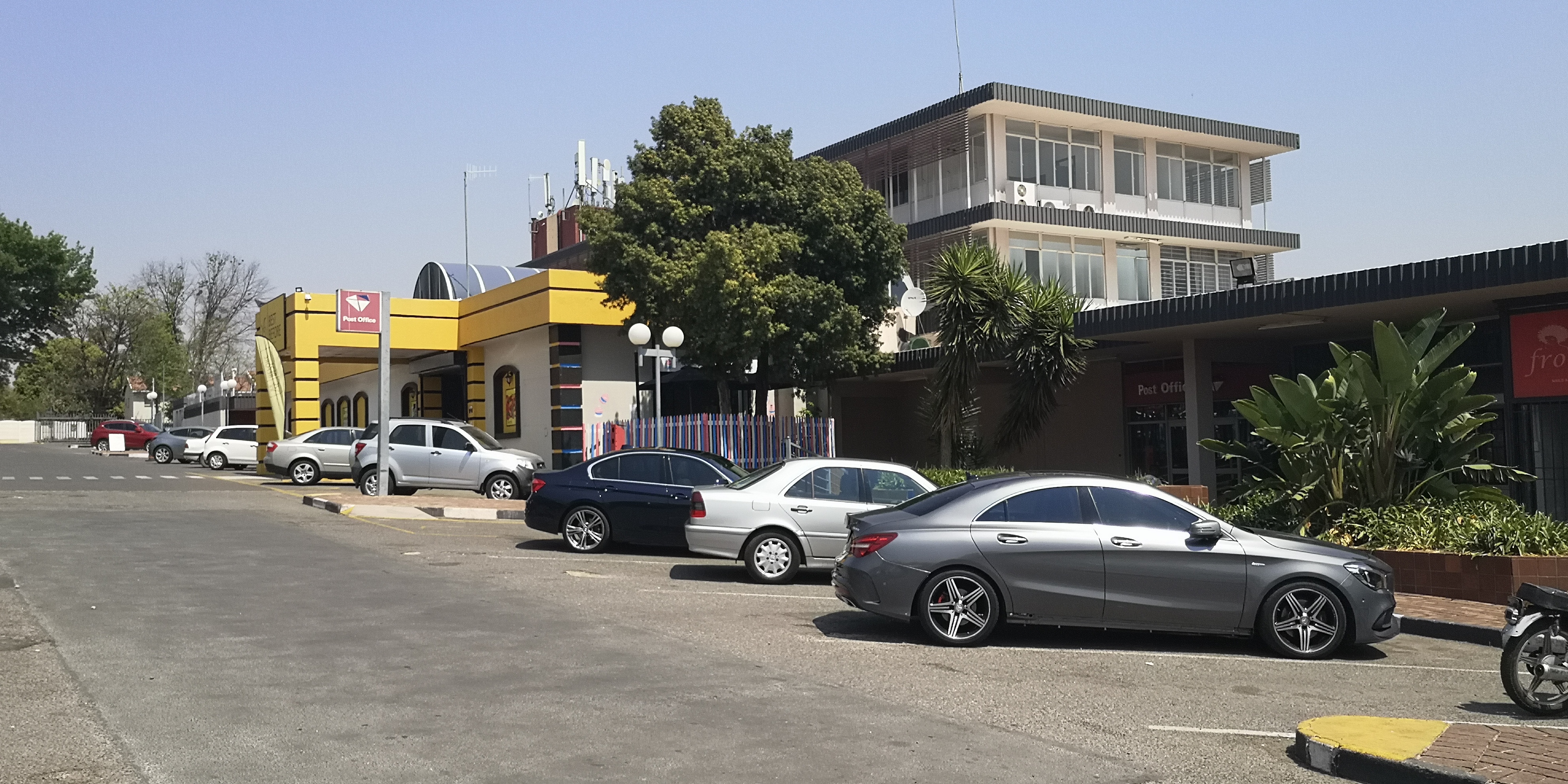 Retail Shops to rent at Wendywood Shopping Centre in Wendywood