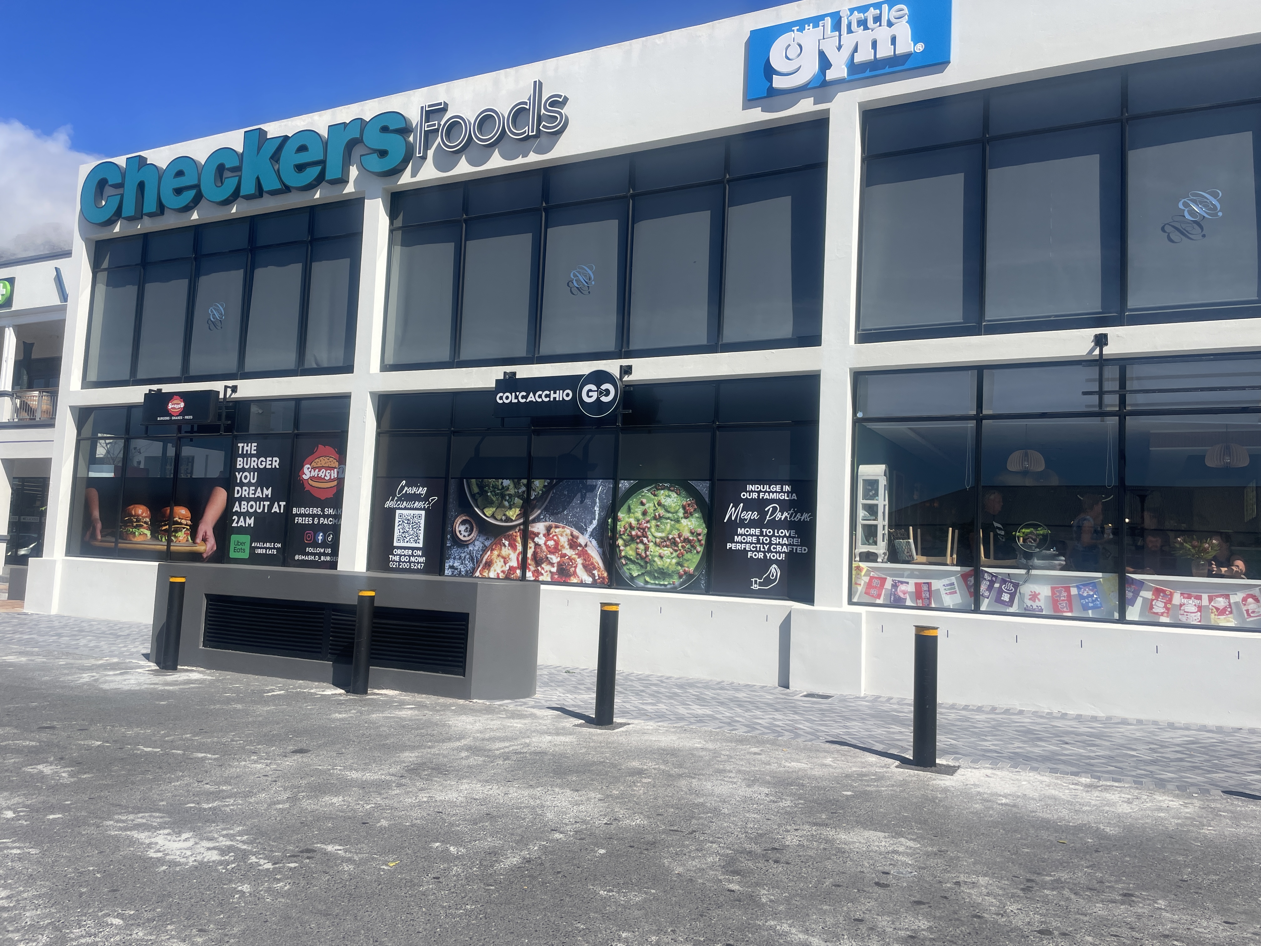 Retail Shops to rent at Westlake Lifestyle Centre in Westlake