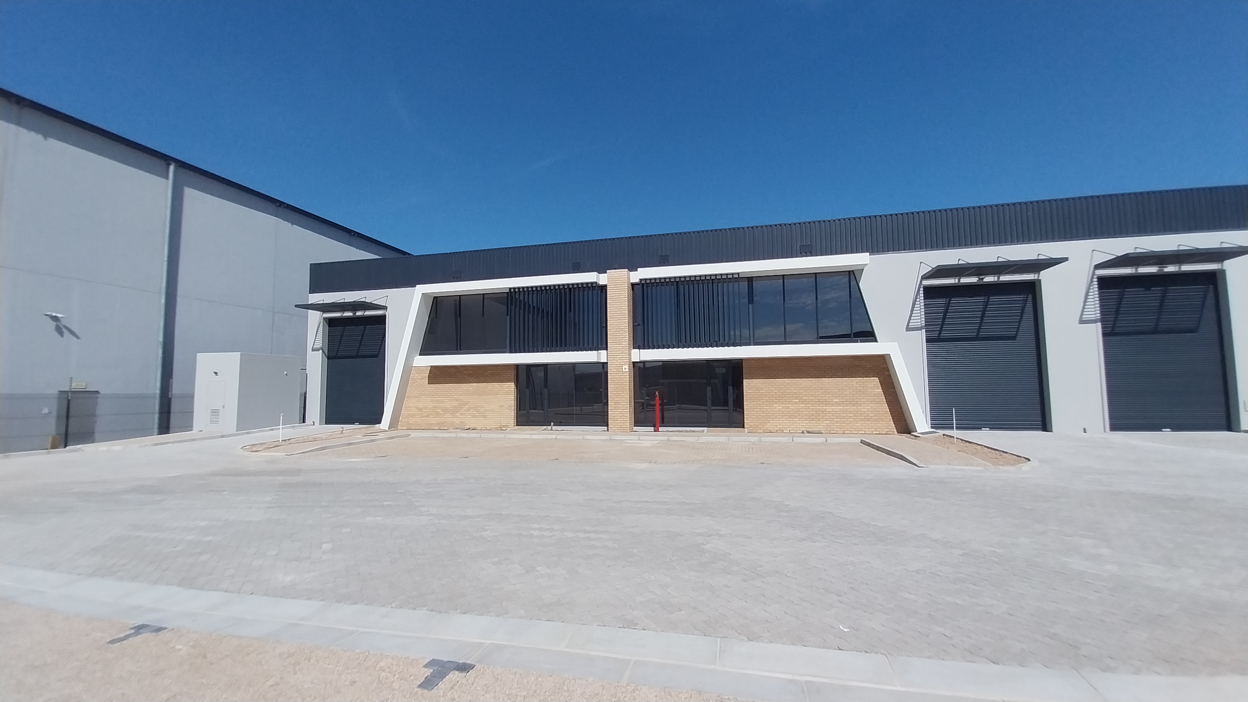 Warehouse to rent at Winelands Close Business Park 2 in Stikland