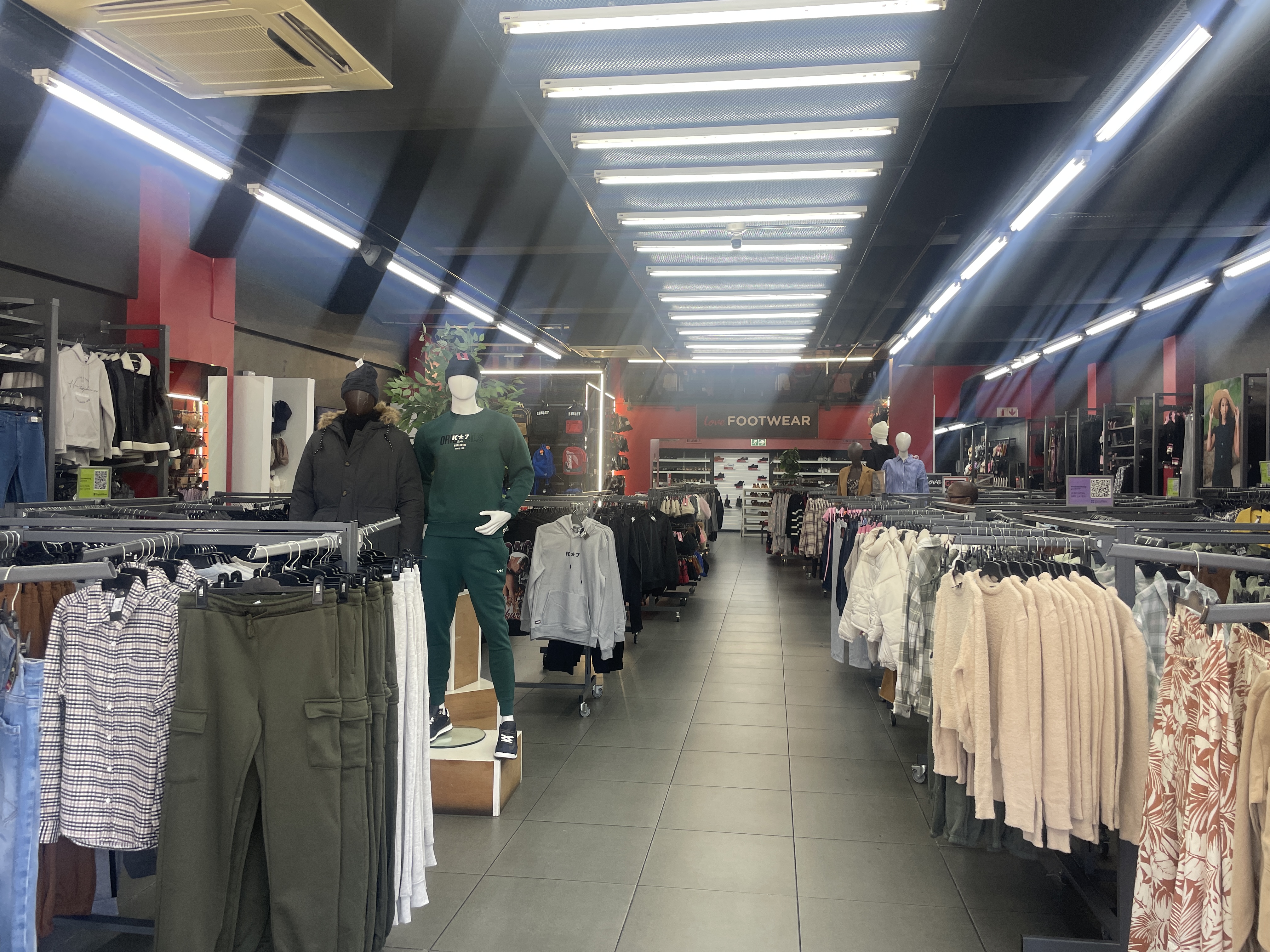 Retail Shops to rent at 130 On Main in Wynberg