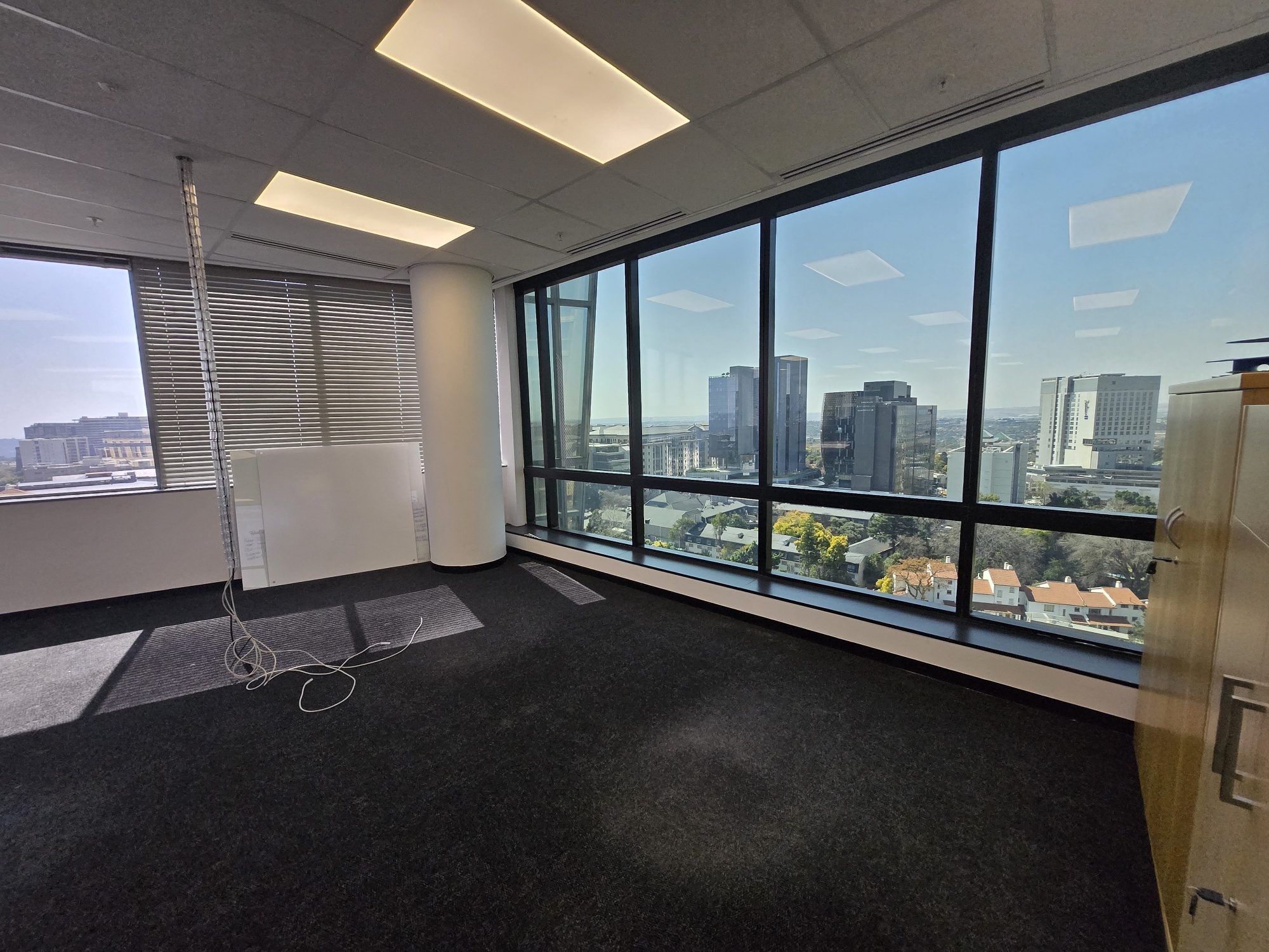 300m² Office Space to rent at 140 West Street in Sandton Central