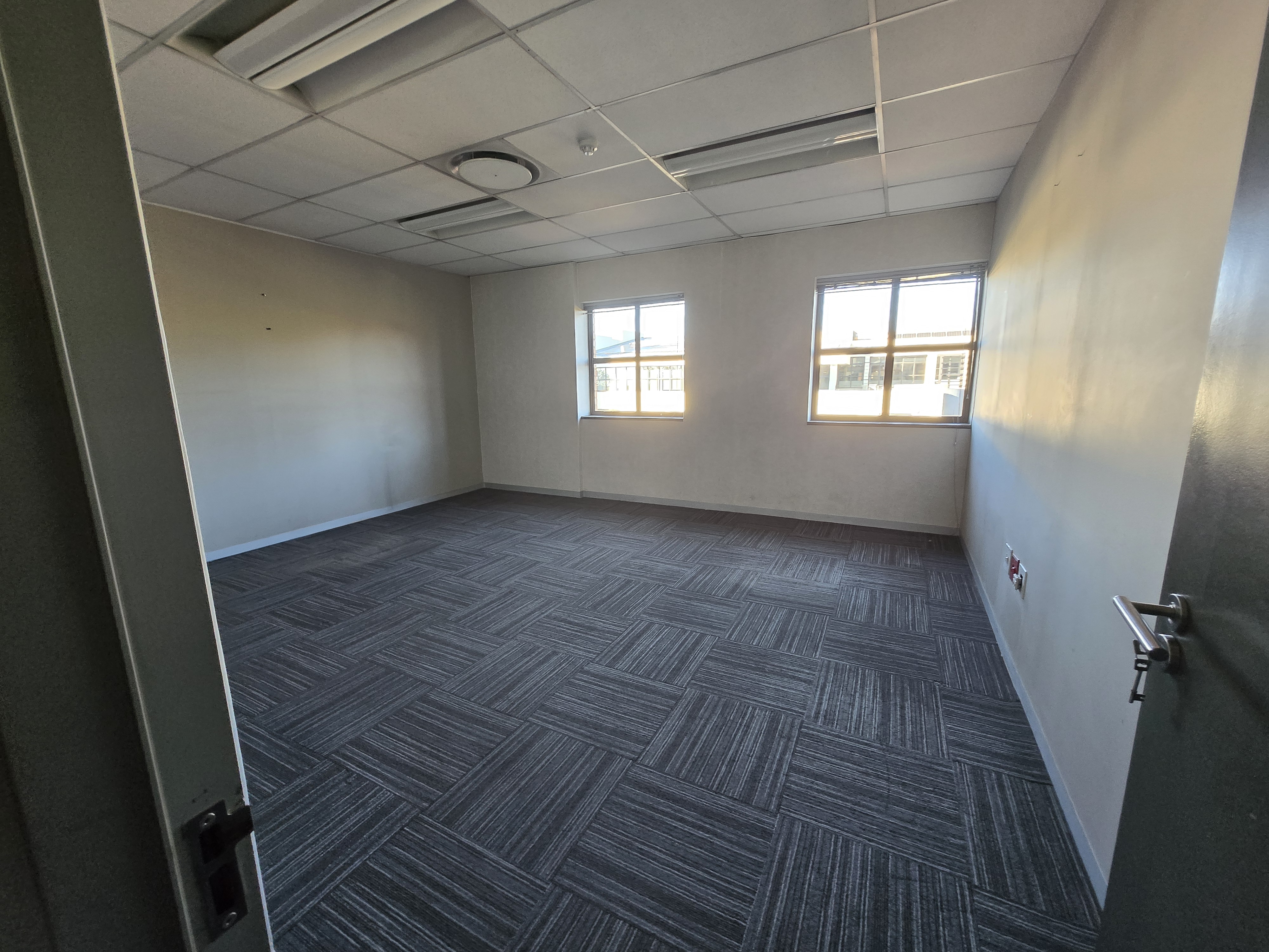 Office Space to rent at 16 Fricker Road in Illovo