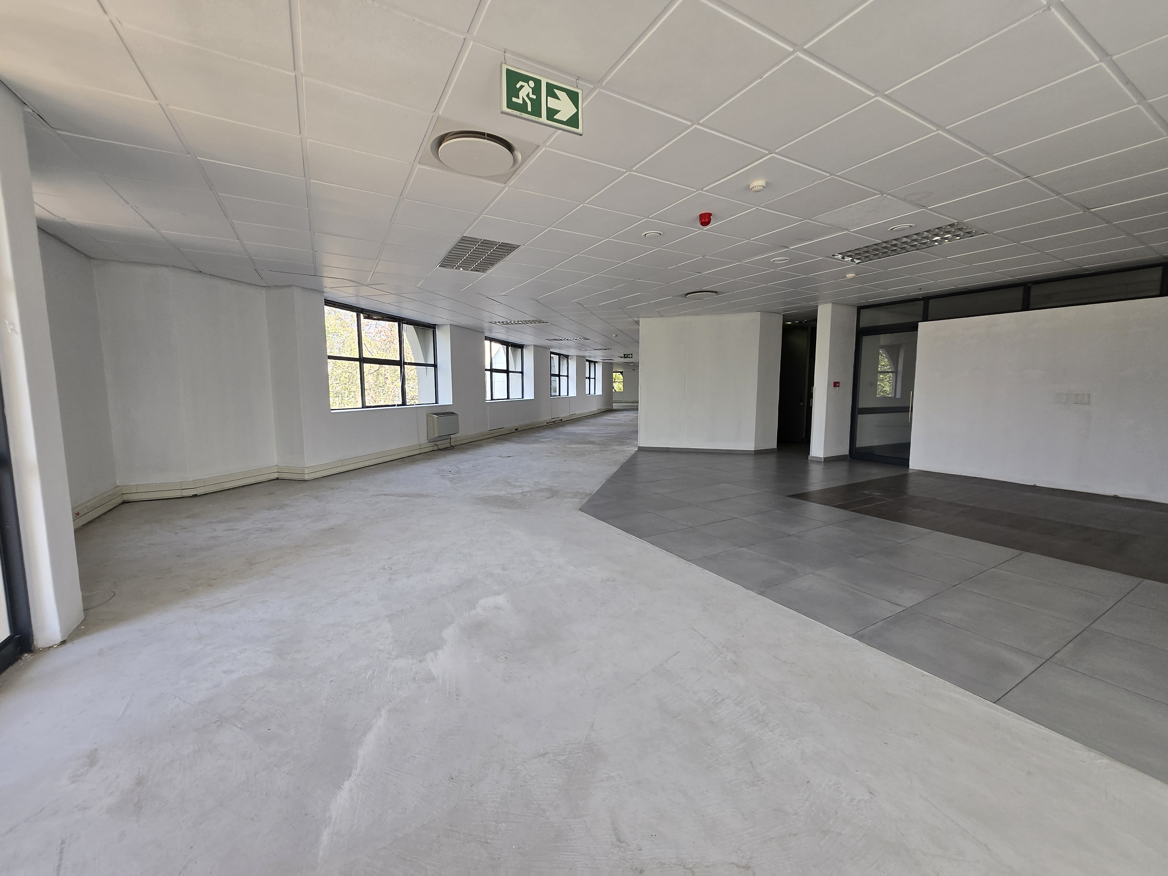 7 259m² Office Space to rent at 17 Fricker Road Illovo in Illovo