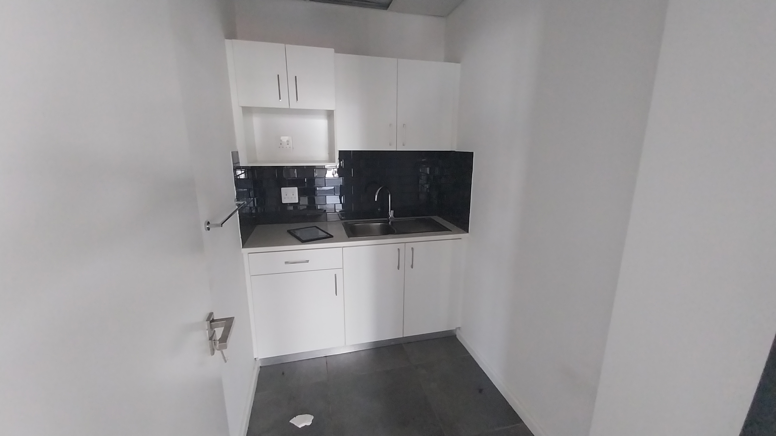 215m² Office Space to rent at 172 Long Street in Cape Town CBD