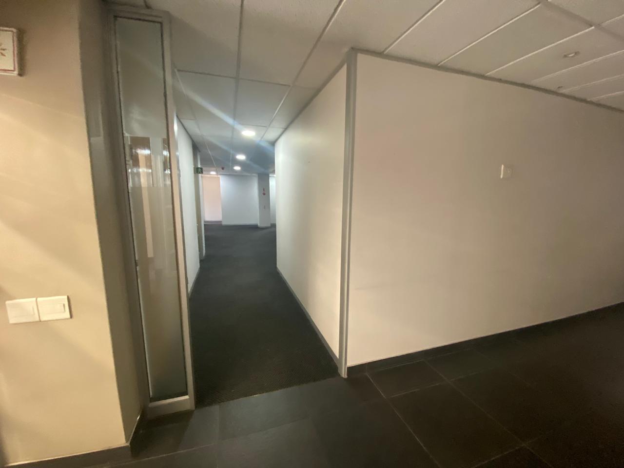 924m² Office Space to rent at Golf Park in Mowbray