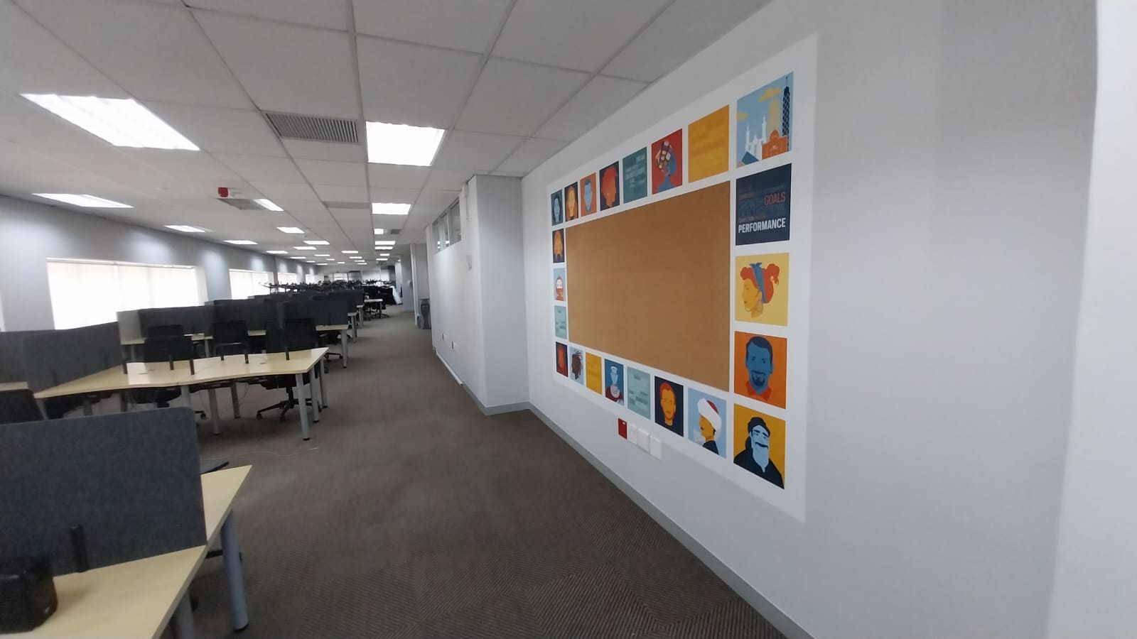 1 516m² Office Space to rent at 22 Long Street in Cape Town CBD