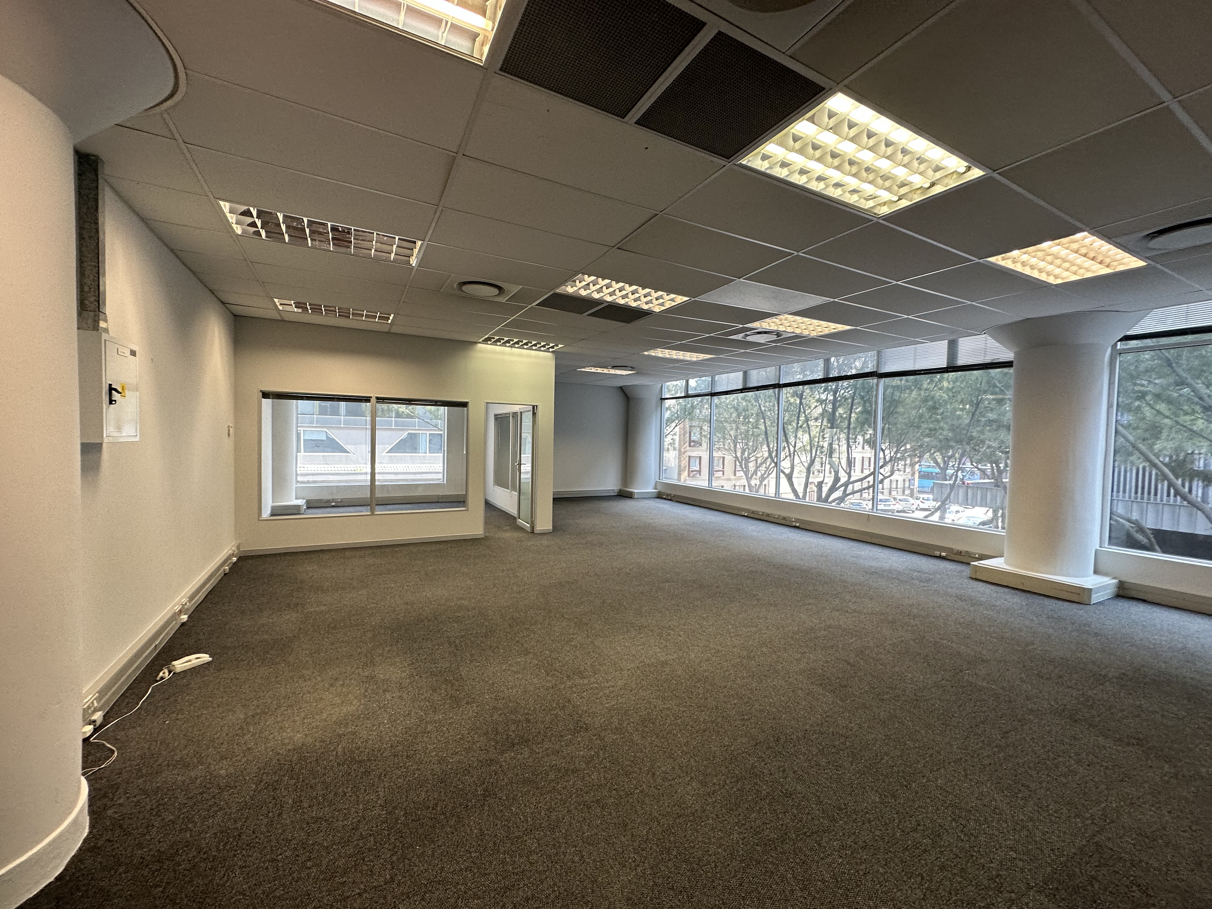 279m² Office Space to rent at 31 Martin Hammerschlag in Foreshore