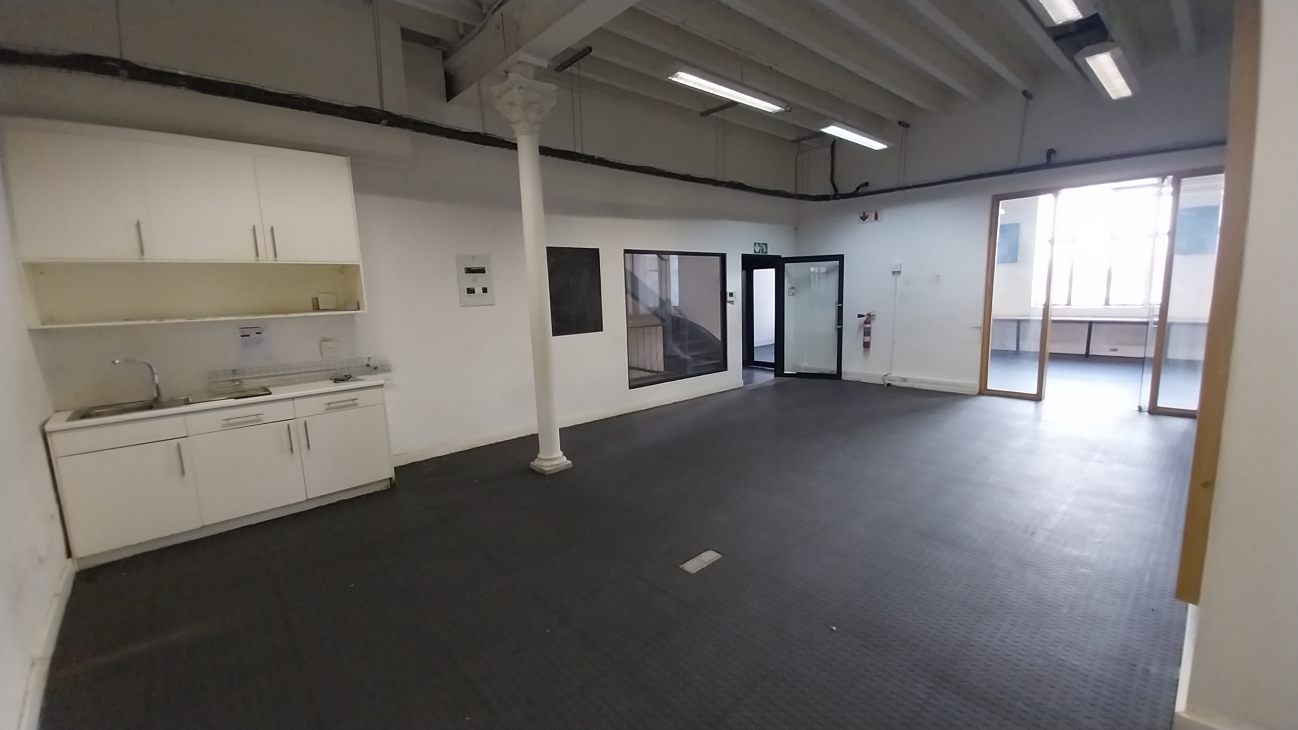 146m² Office Space to rent at 32 St Georges Mall in Cape Town CBD