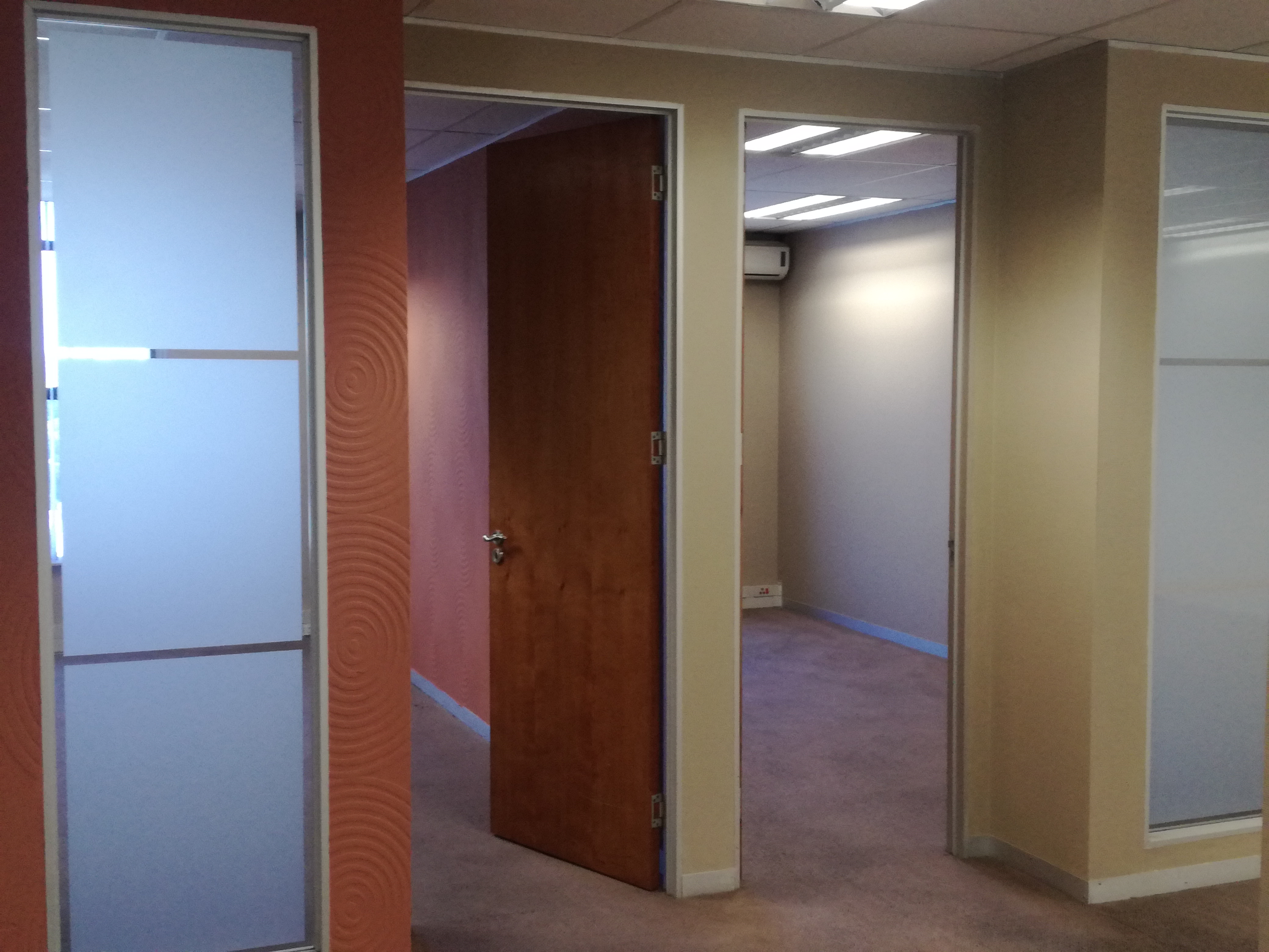 295m² Office Space to rent at 382 Jan Smuts Avenue in Craighall Park