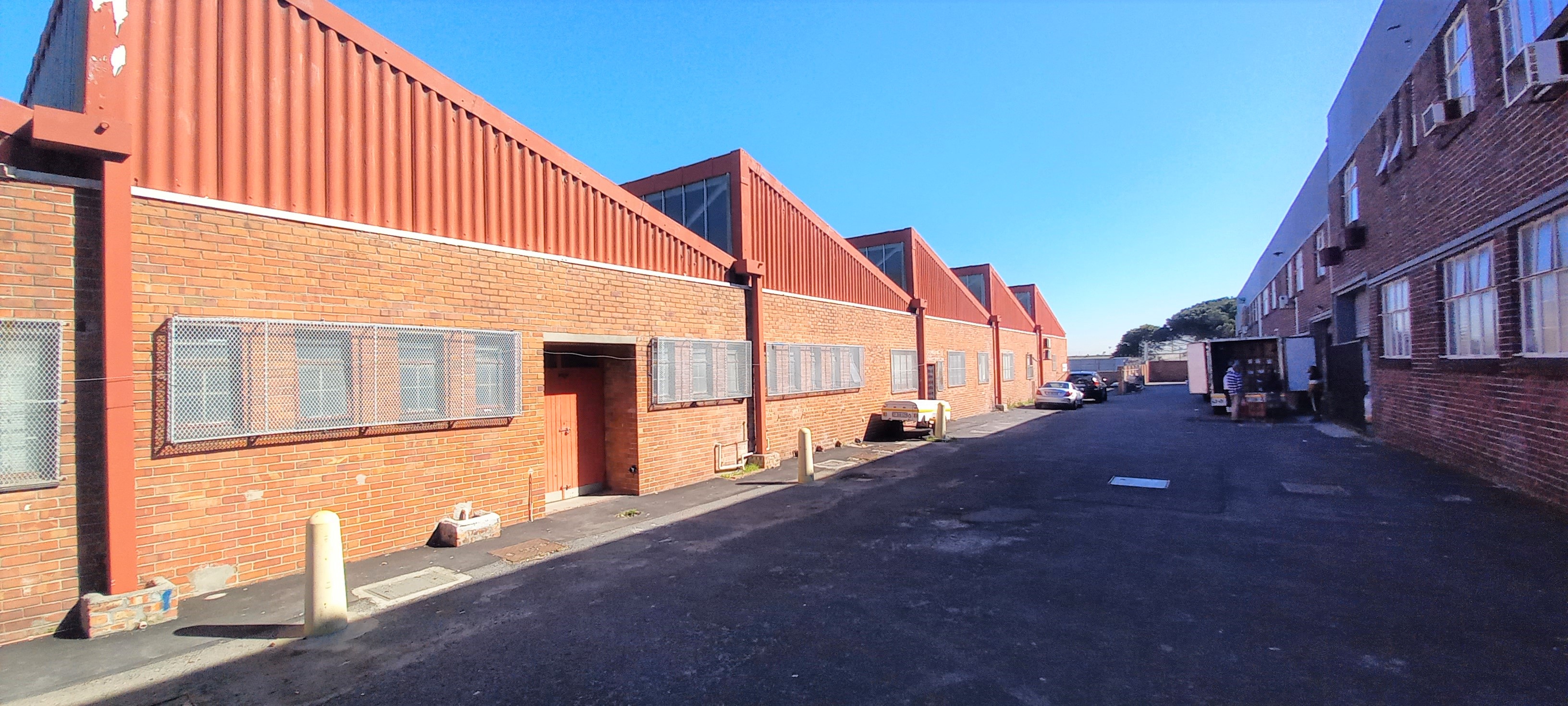 Warehouse to rent at 68 Industria Ring Road - Parow in Parow Industria