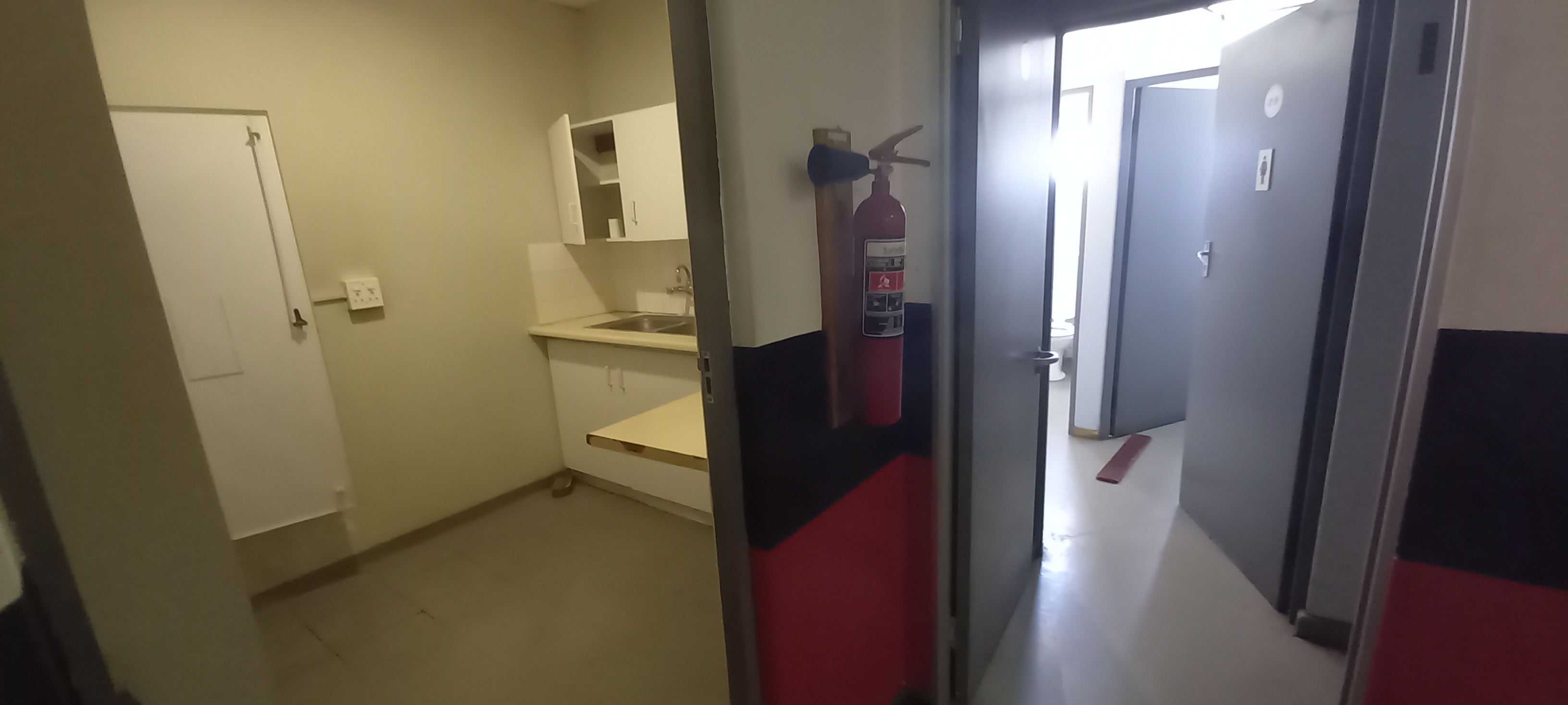 642m² Office Space to rent at ABSA BUILDING - WYNBERG in Wynberg