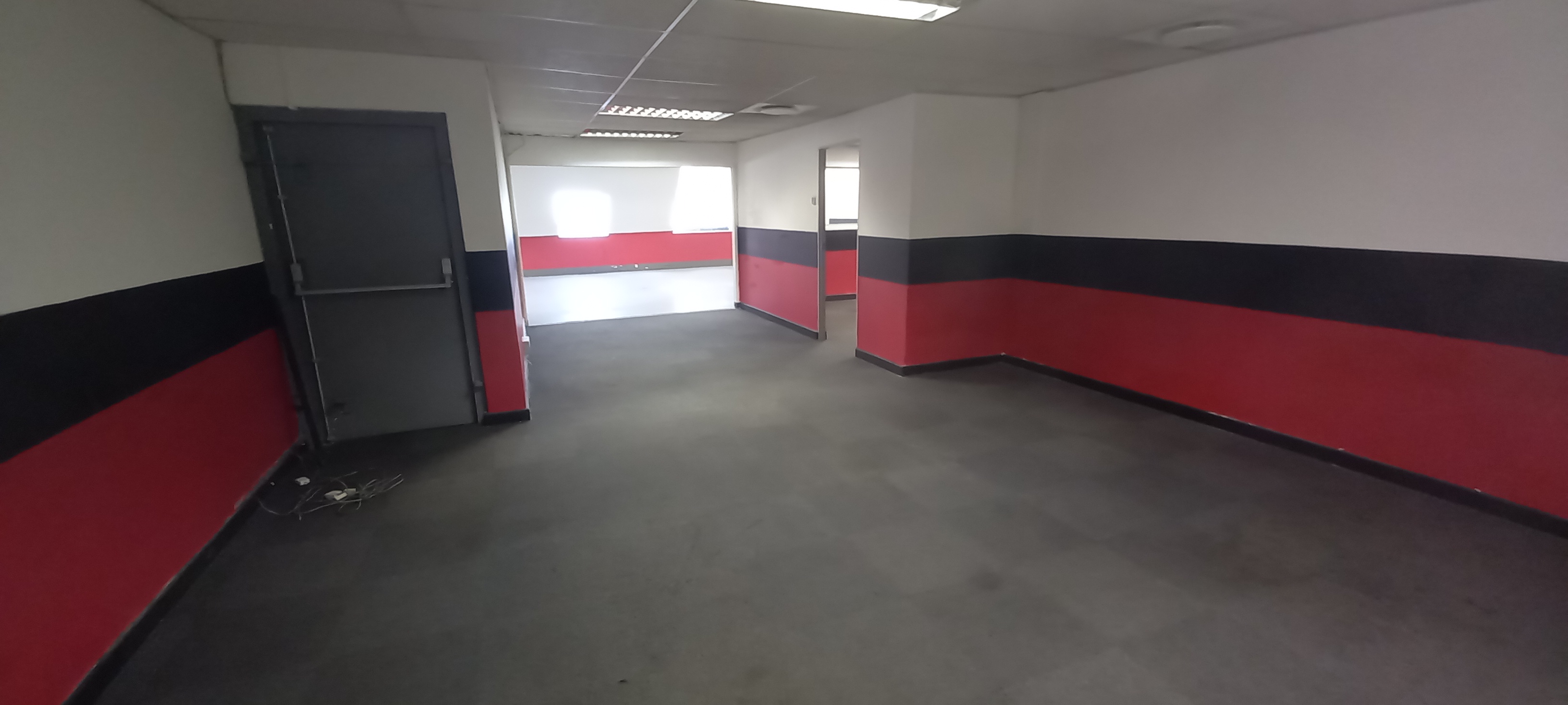 642m² Office Space to rent at ABSA BUILDING - WYNBERG in Wynberg