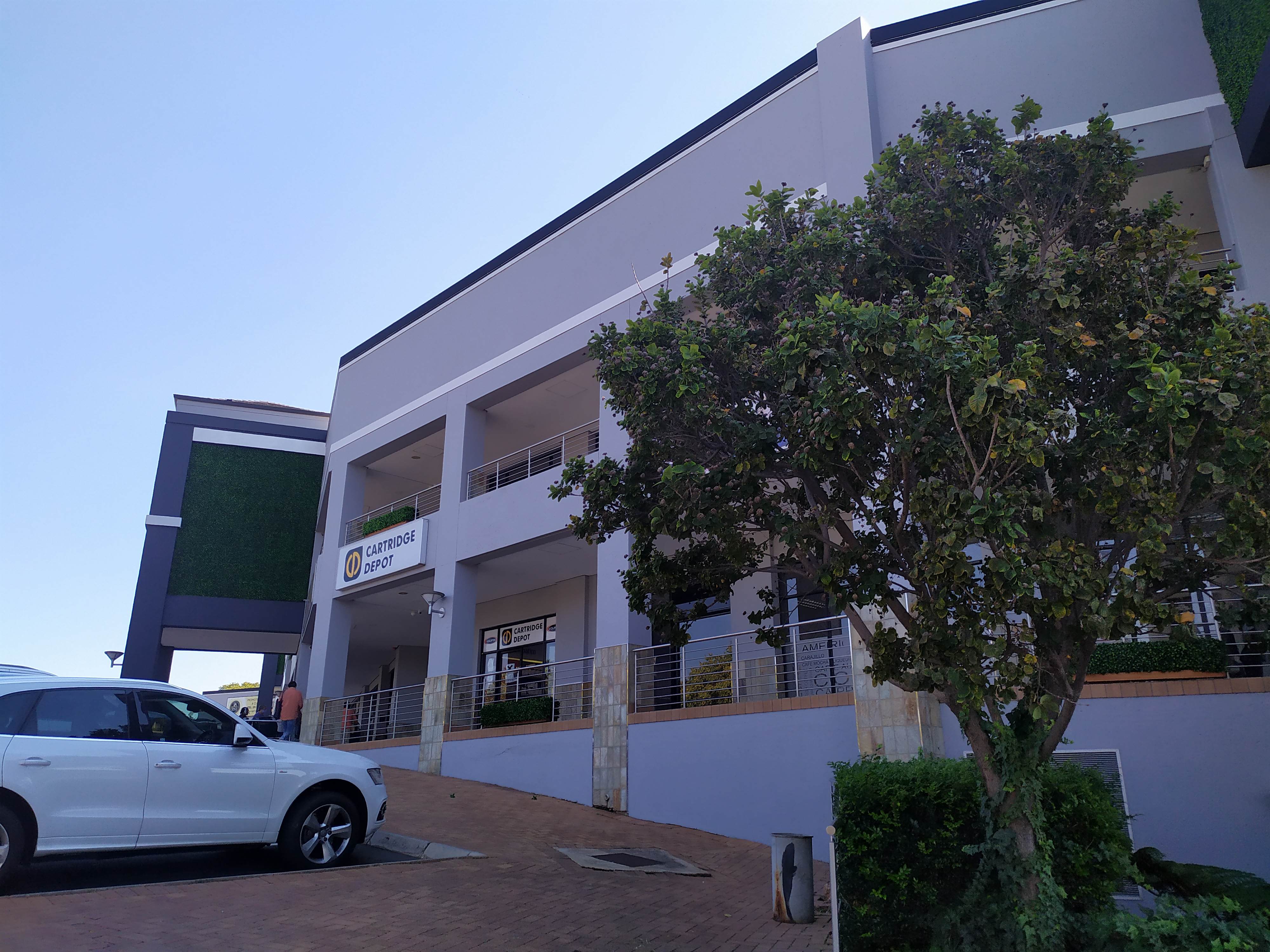 215m² Retail Shops to rent at Atterbury Boulevard in Faerie Glen
