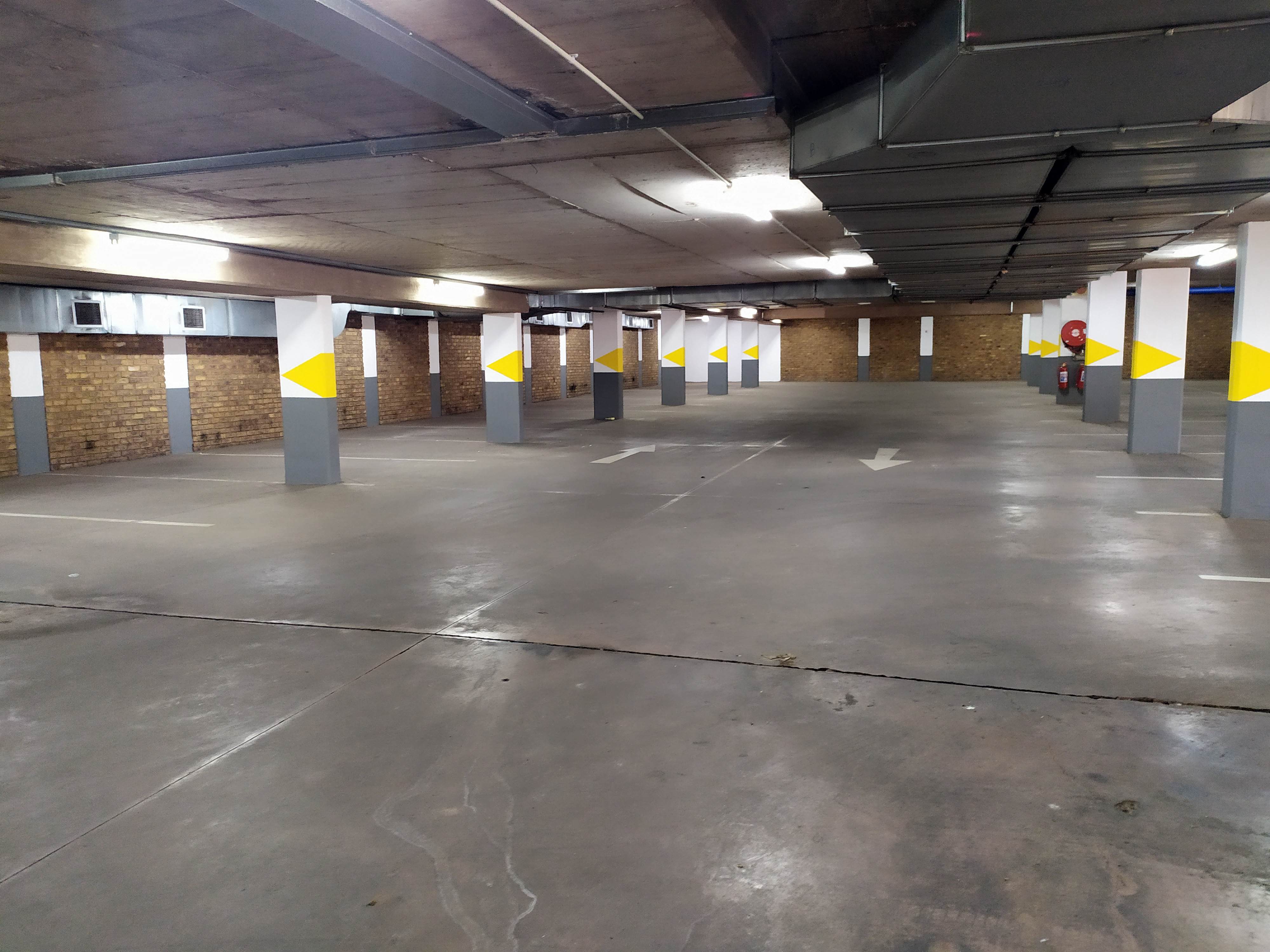 215m² Retail Shops to rent at Atterbury Boulevard in Faerie Glen