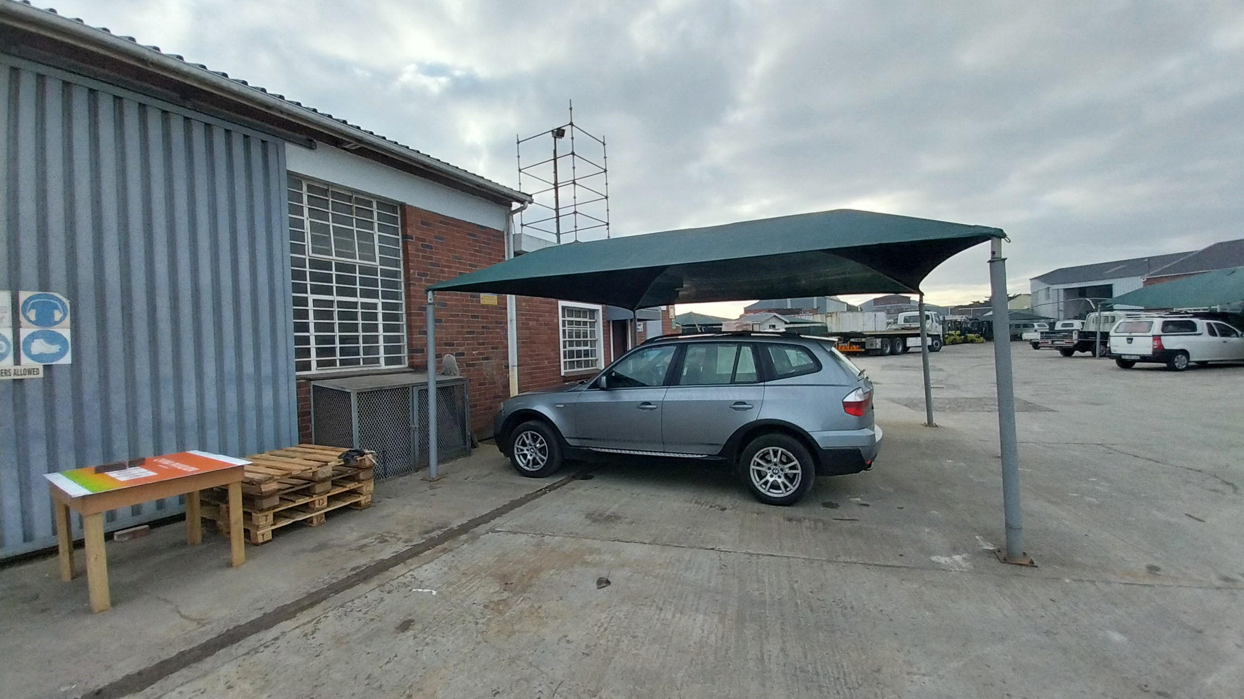 385m² Warehouse to rent at Brice Industrial Park in Epping Industrial