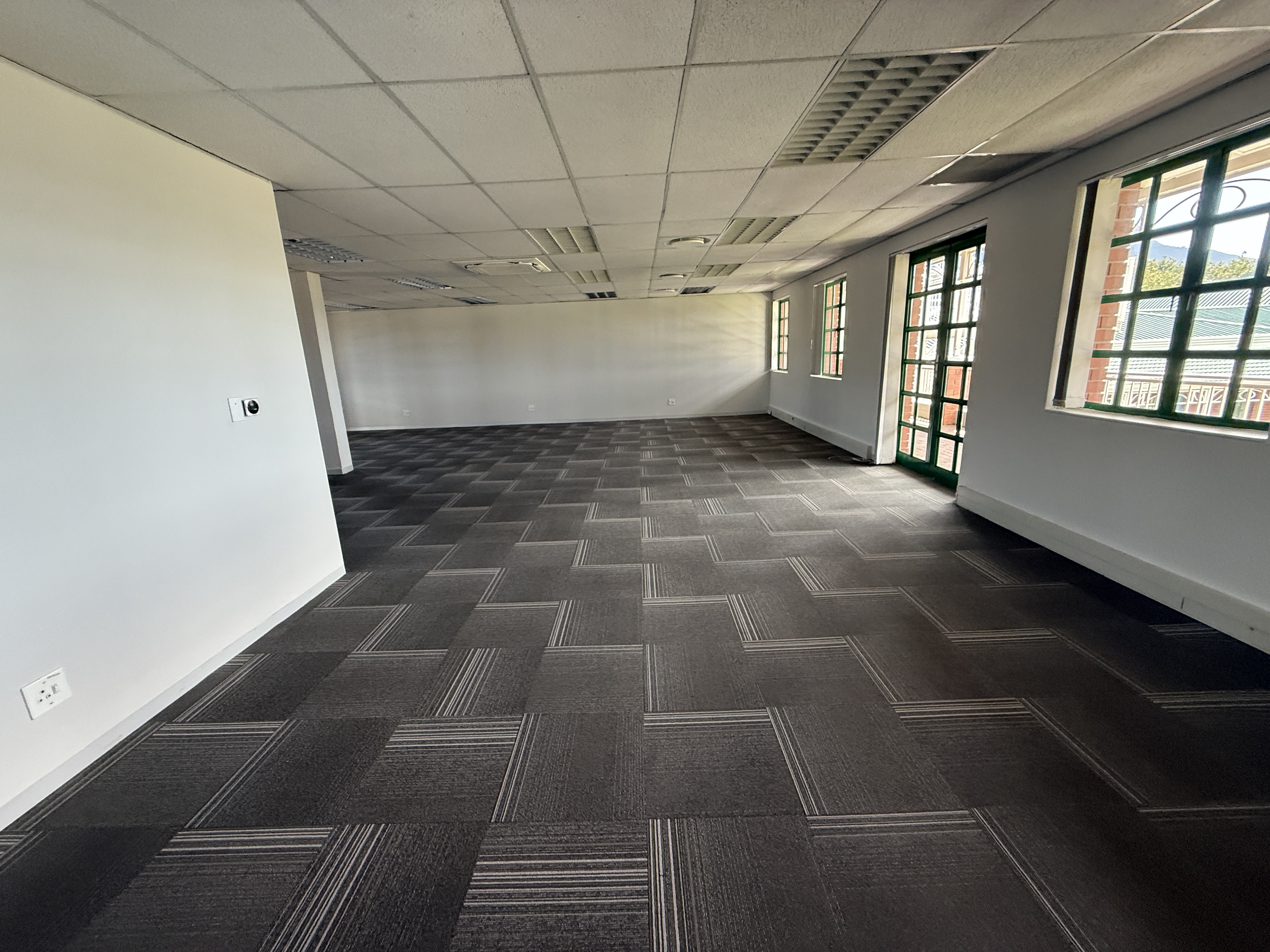 128m² Office Space to rent at Brookside Office Park in Claremont