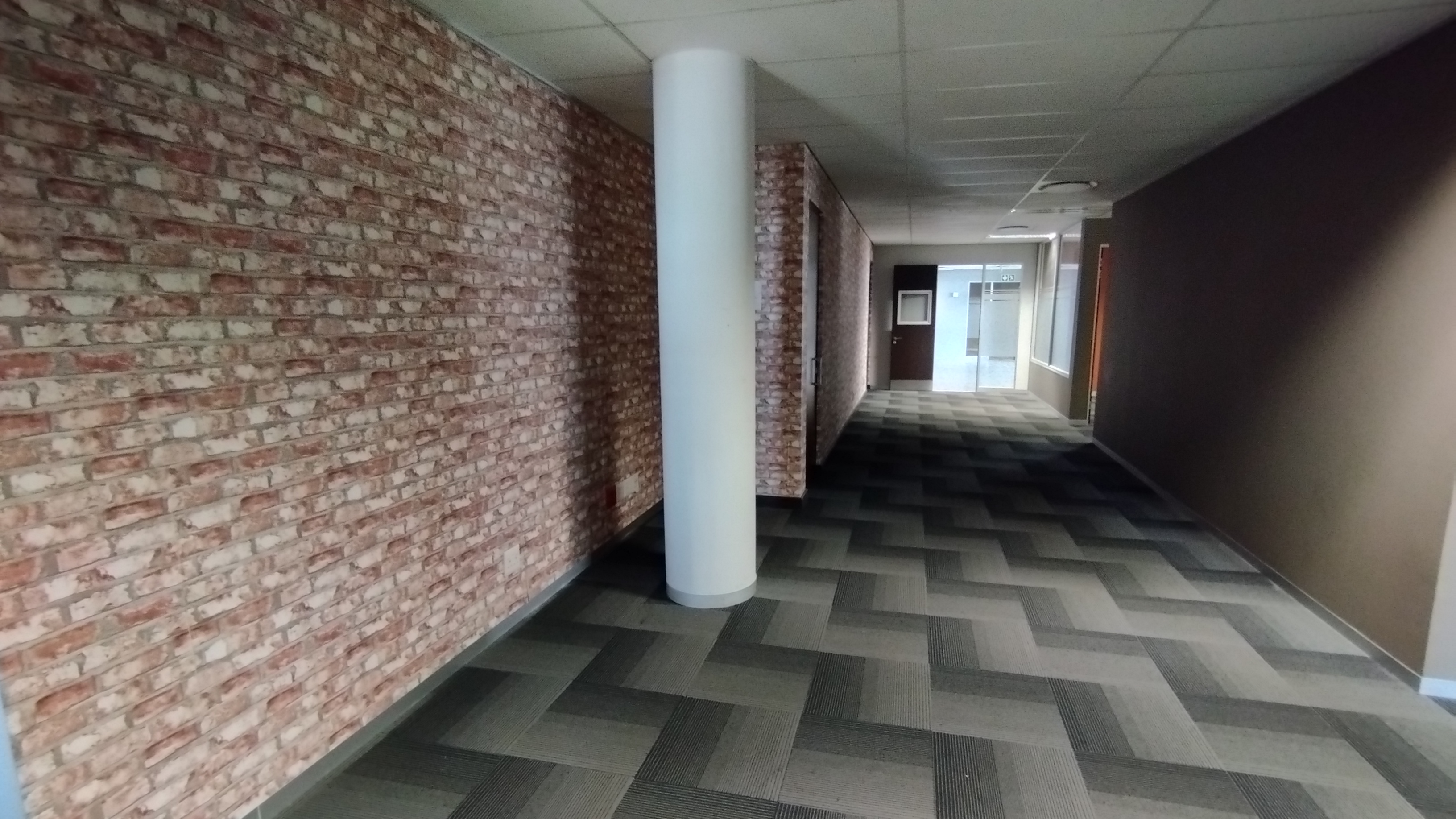 Office Space to rent at Corobay Corner in Menlyn