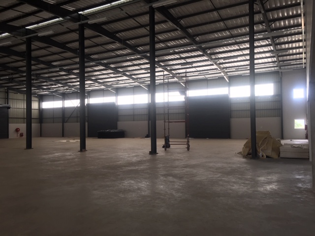 3 246m² Warehouse to rent at Cosmo Business Park in Kya Sand