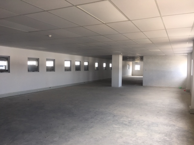 3 246m² Warehouse to rent at Cosmo Business Park in Kya Sand