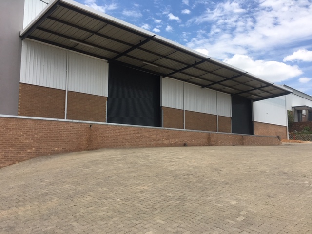 3 246m² Warehouse to rent at Cosmo Business Park in Kya Sand