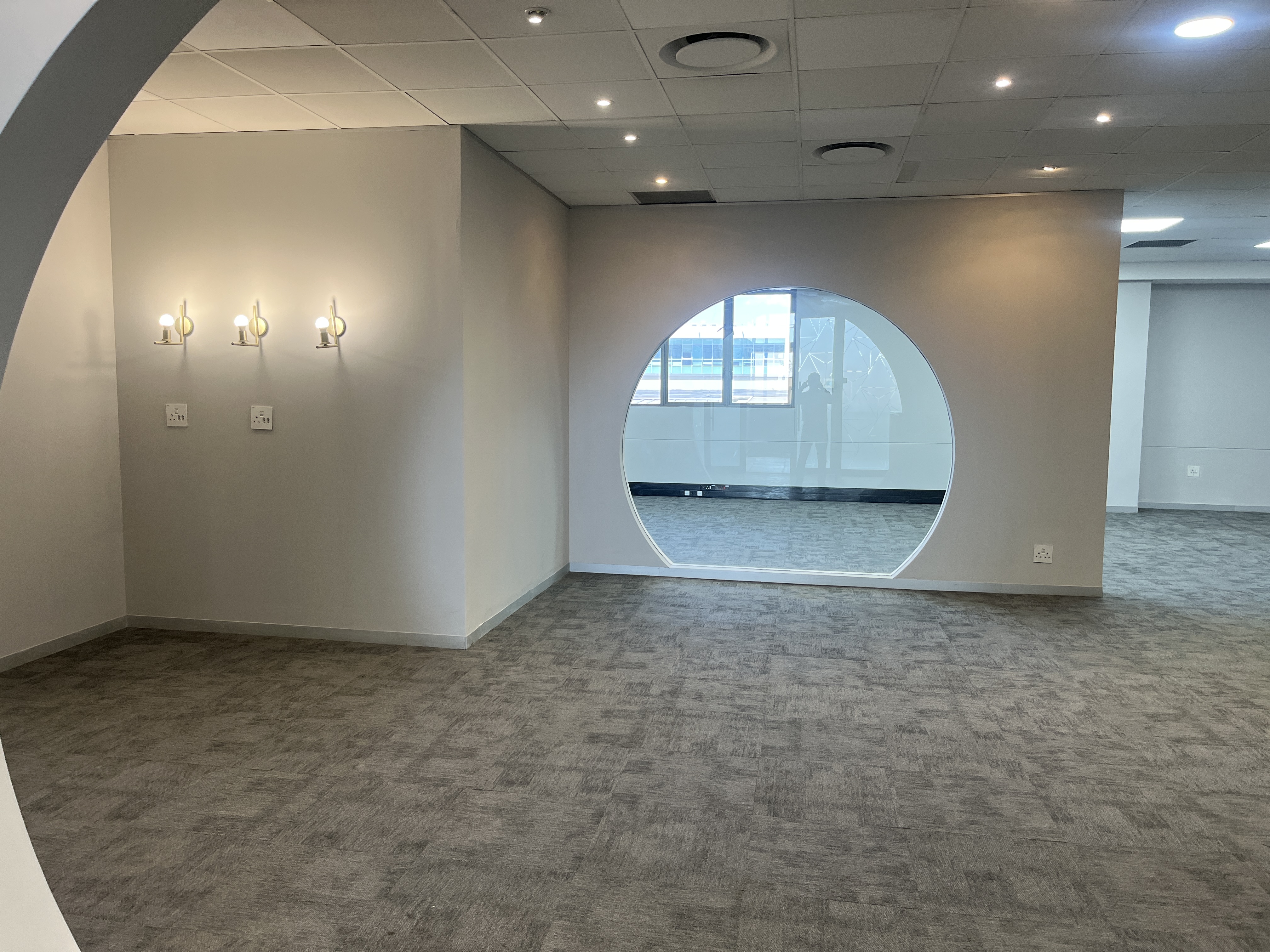 287m² Office Space to rent at Design Quarter Retail Offices in Fourways