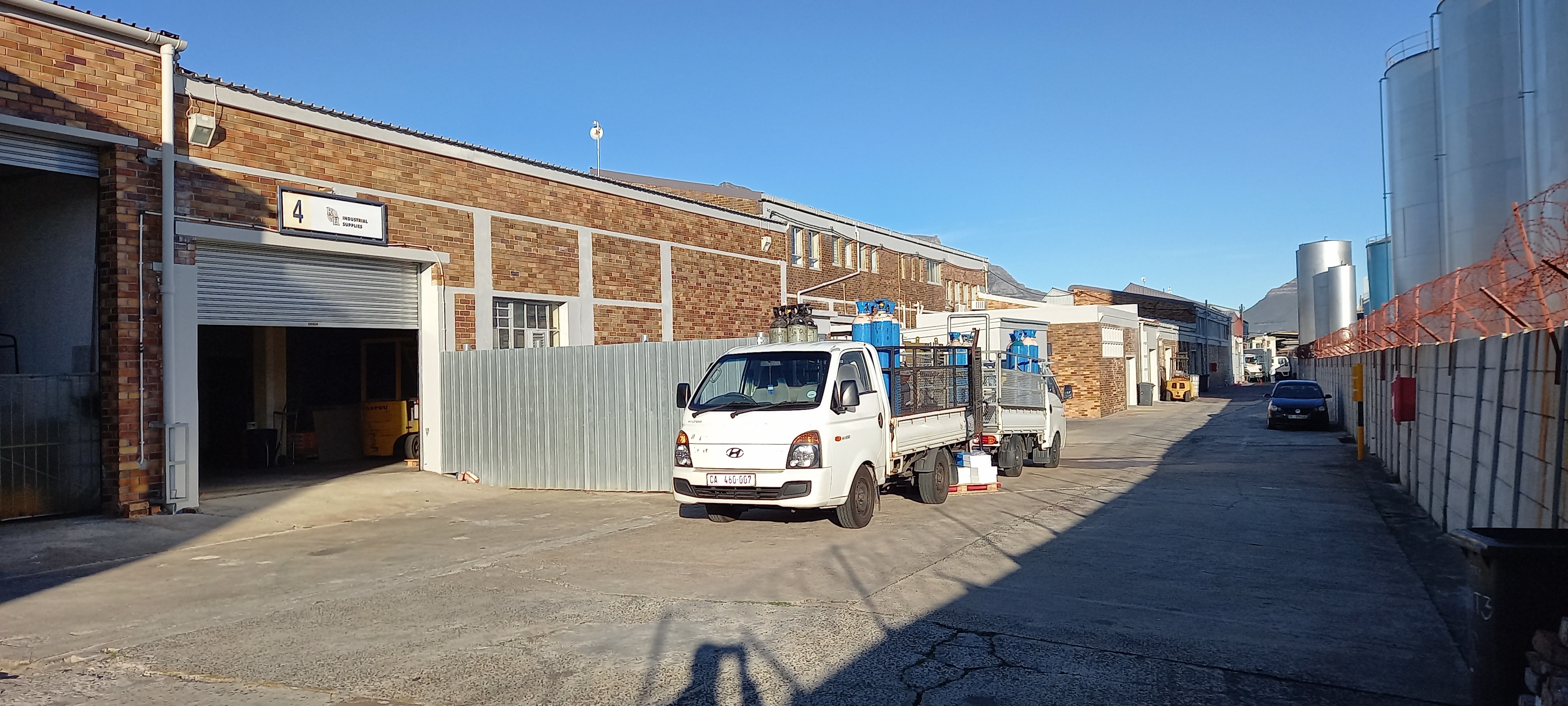 Warehouse to rent at Gateway Industrial Park - Ndabeni in Ndabeni