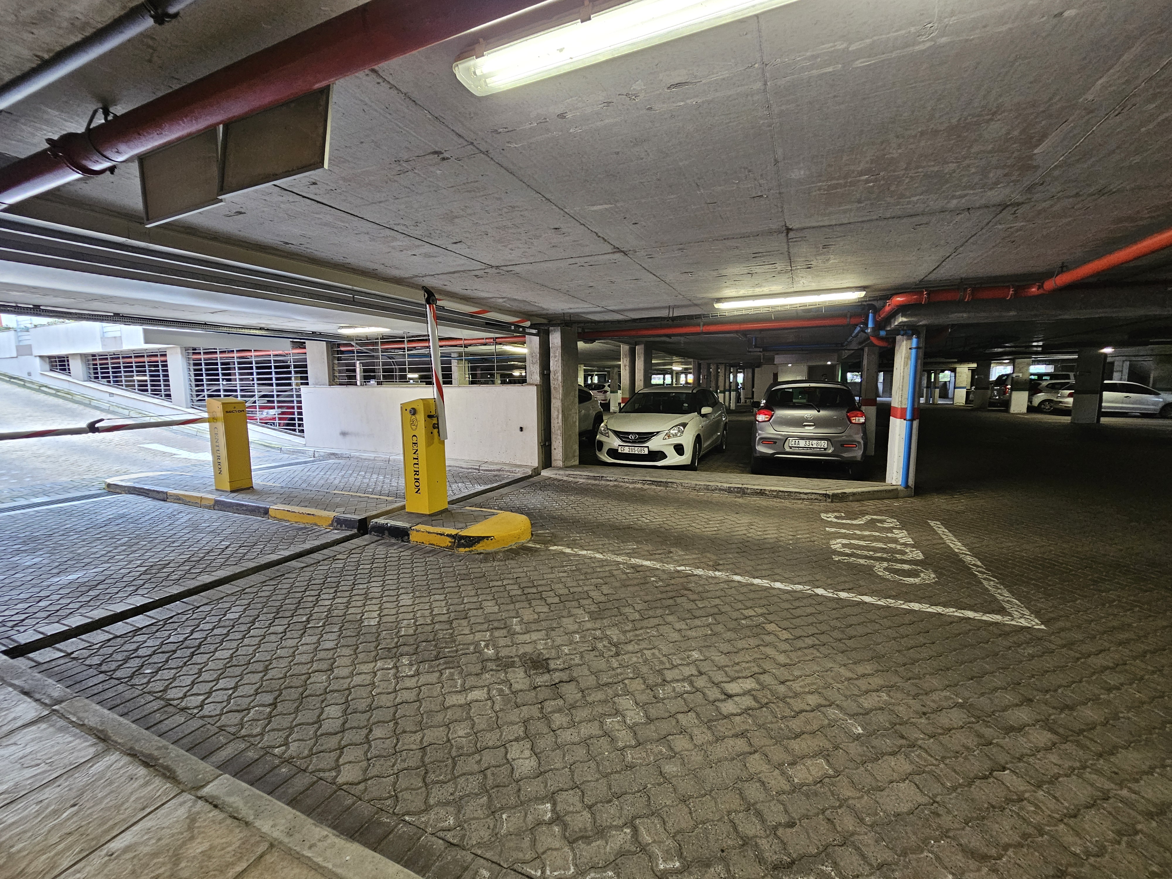 174m² Office Space to rent at Grosvenor Square -  Century City in Century City