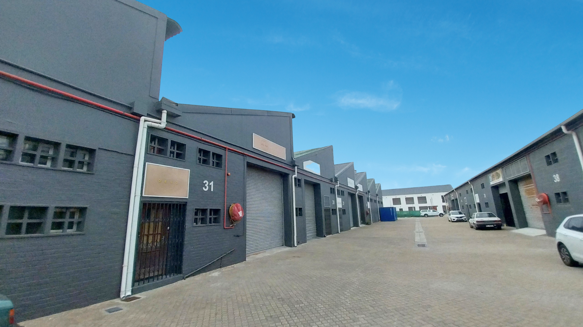 Warehouse to rent at Gunners Factory Park in Epping Industrial