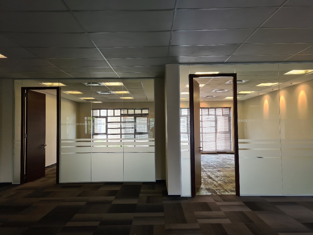 1 013m² Office Space to rent at Illovo Corner in Illovo