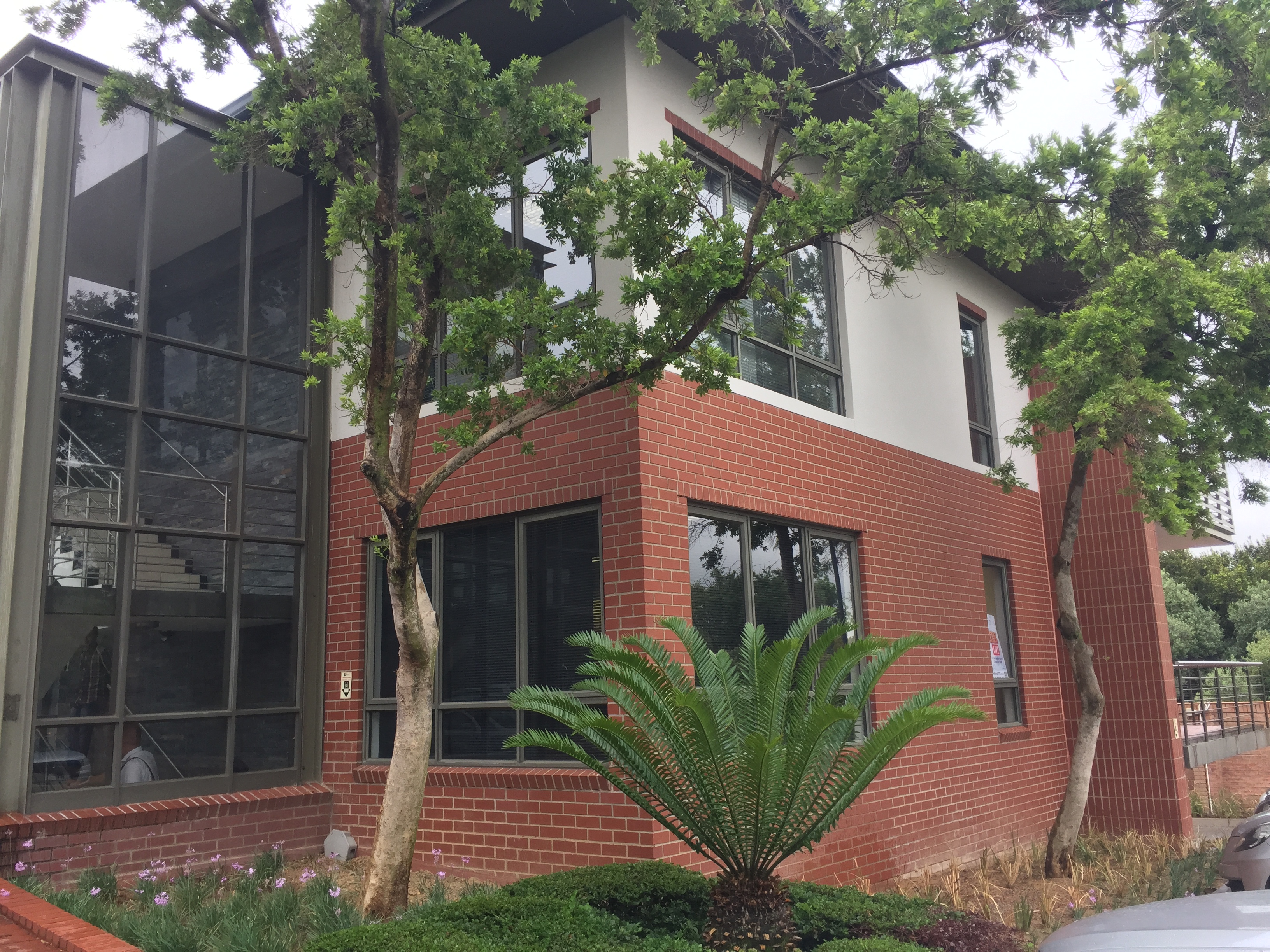 Office Space to rent at Leslie Office Park in Fourways