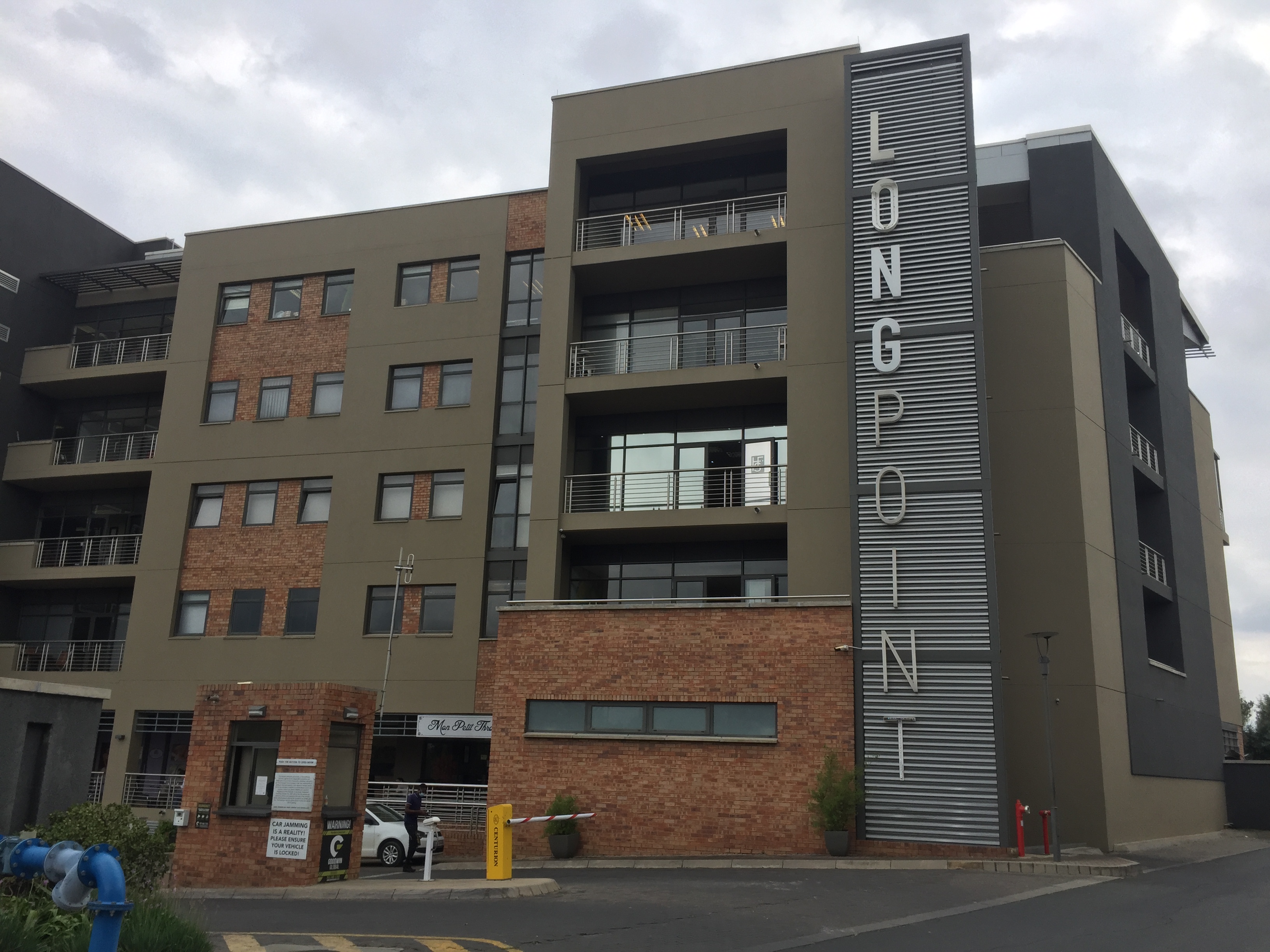 Office Space to rent at Longpoint in Fourways