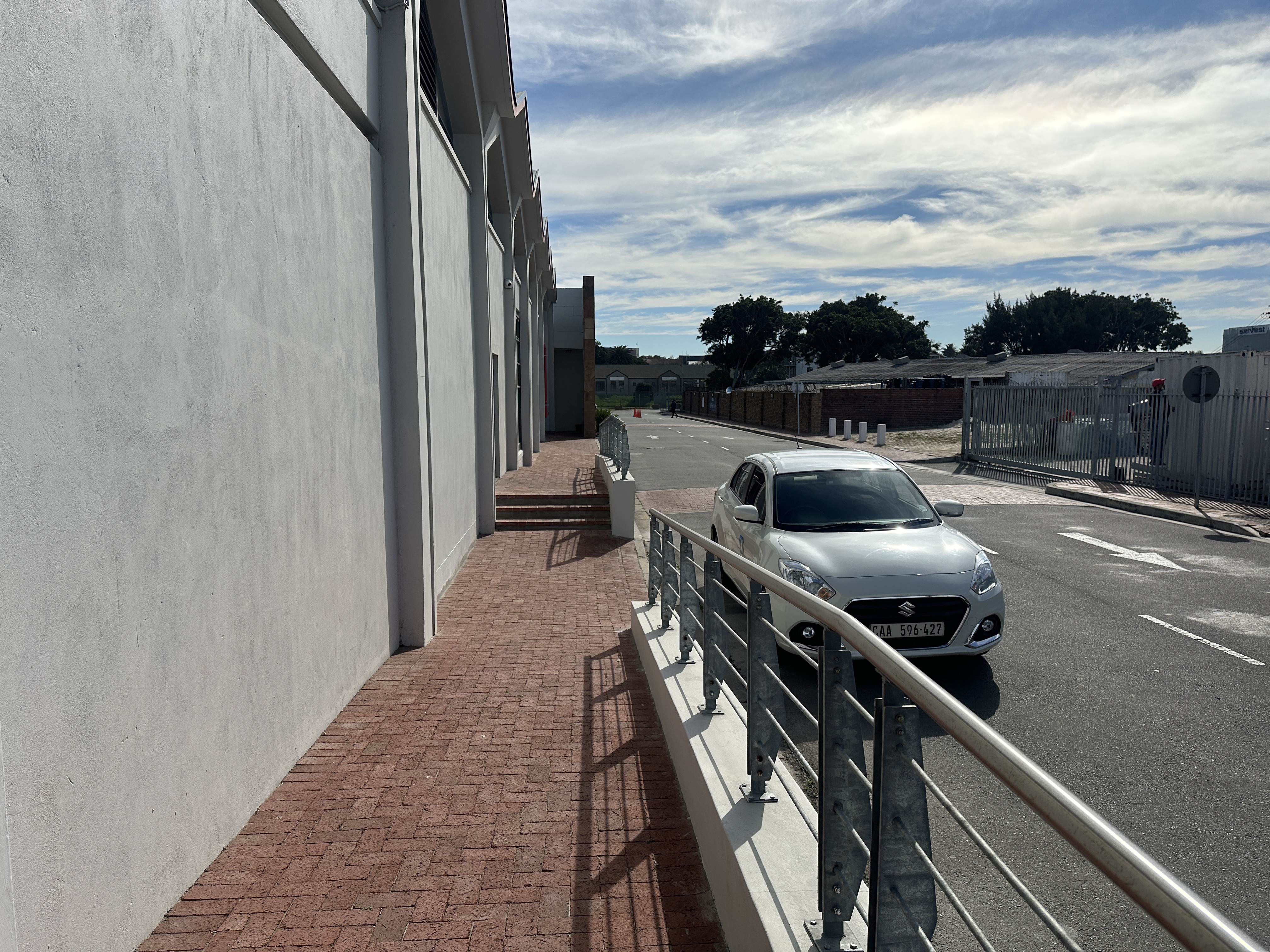 390m² Office Space to rent at M5 Business Park in Maitland