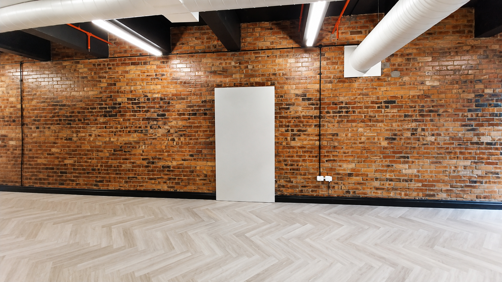 99m² Office Space to rent at Manhattan Place in Cape Town CBD
