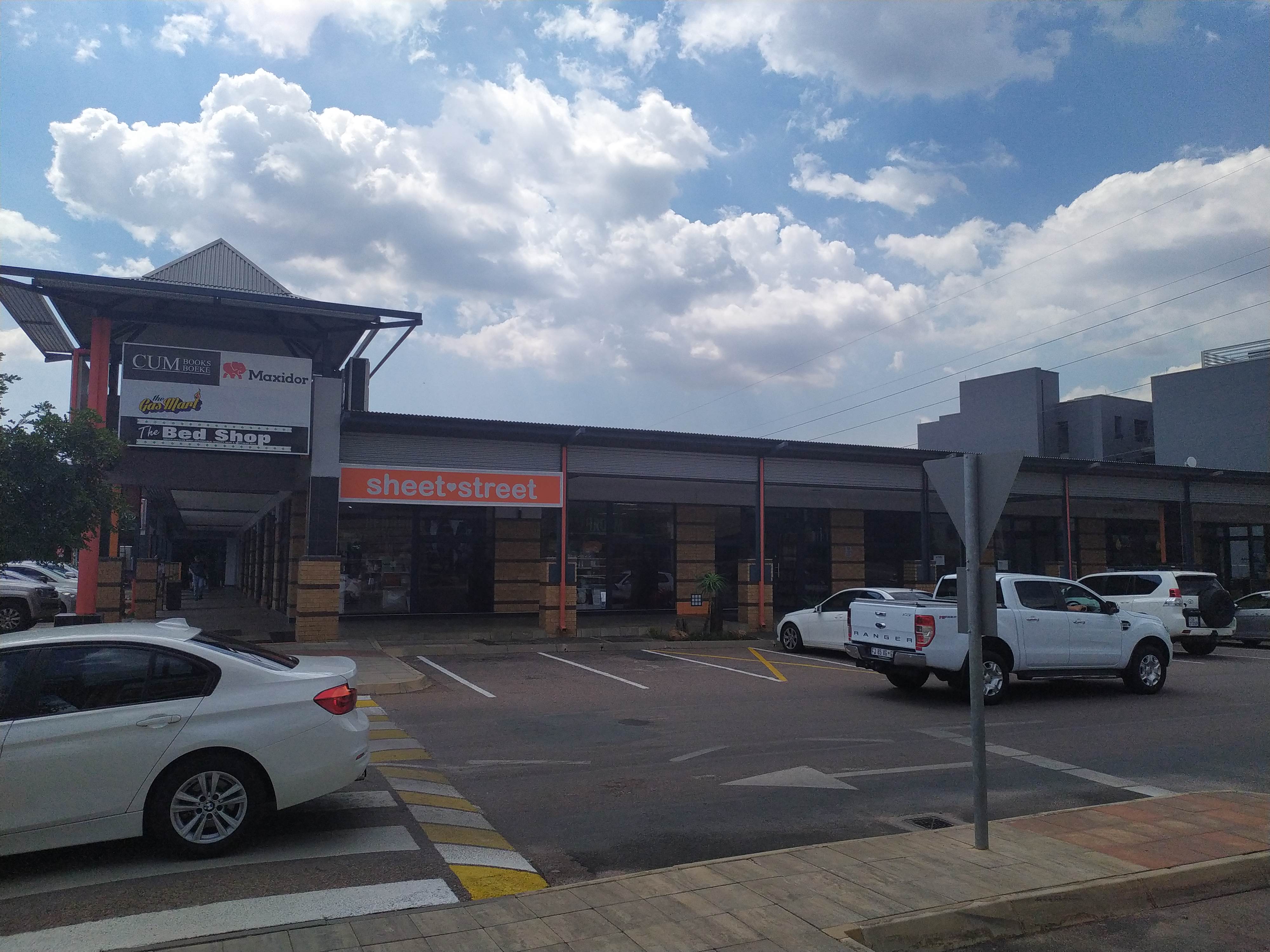 Retail Shops to rent at Menlyn Retail Park in Newlands PTA