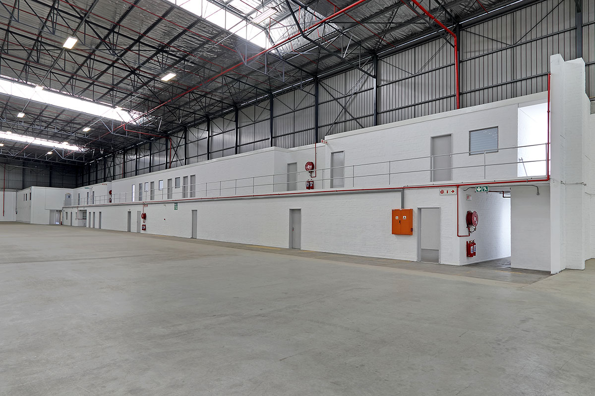 Warehouse to rent at Noursepack in Epping Industrial